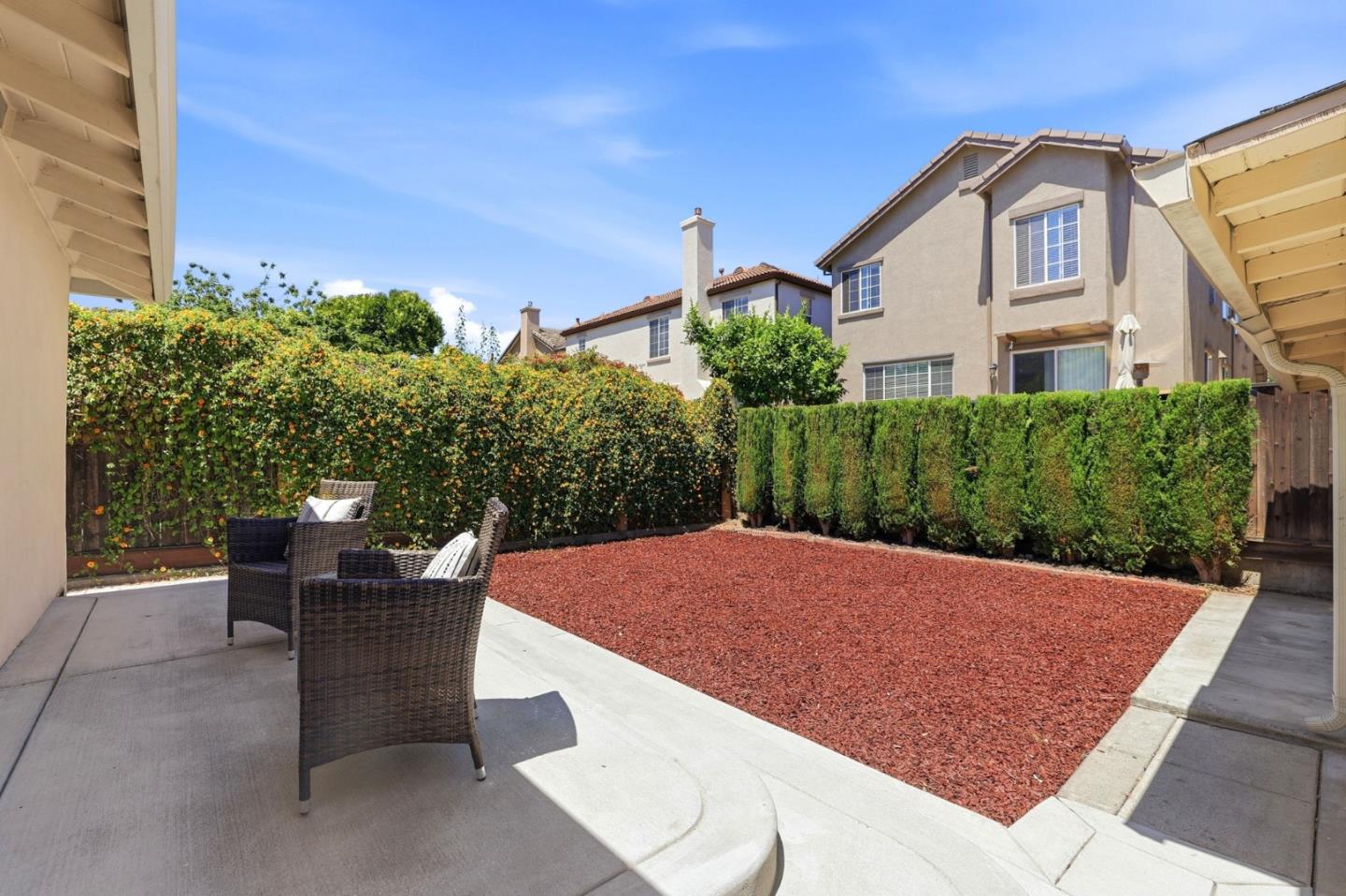 24 Scharff Avenue
