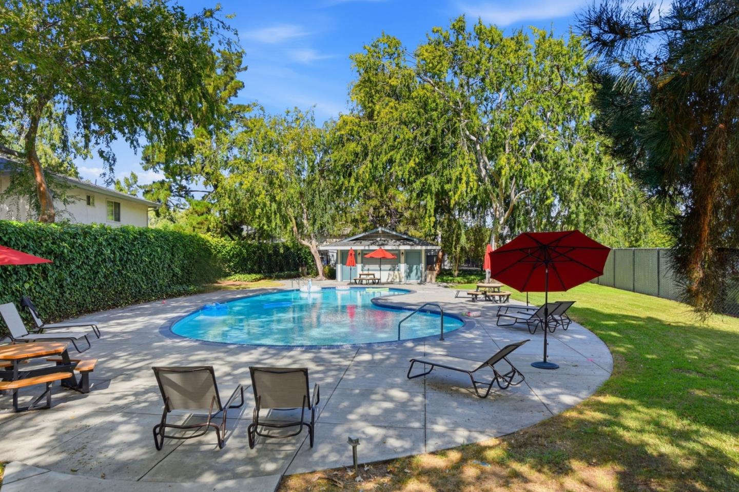207 Watson Drive 3