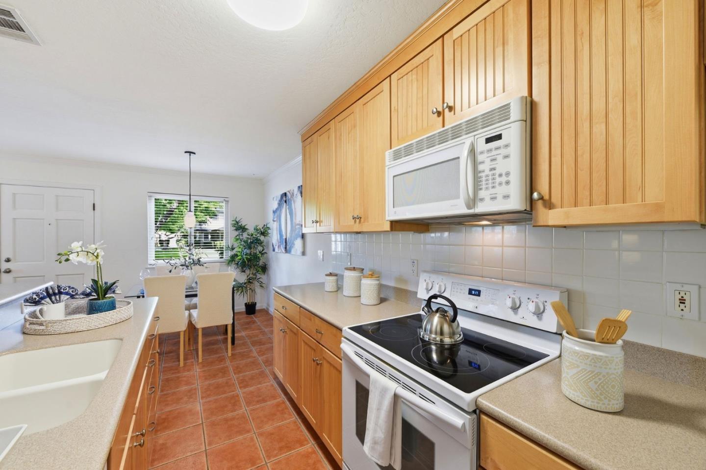 207 Watson Drive 3