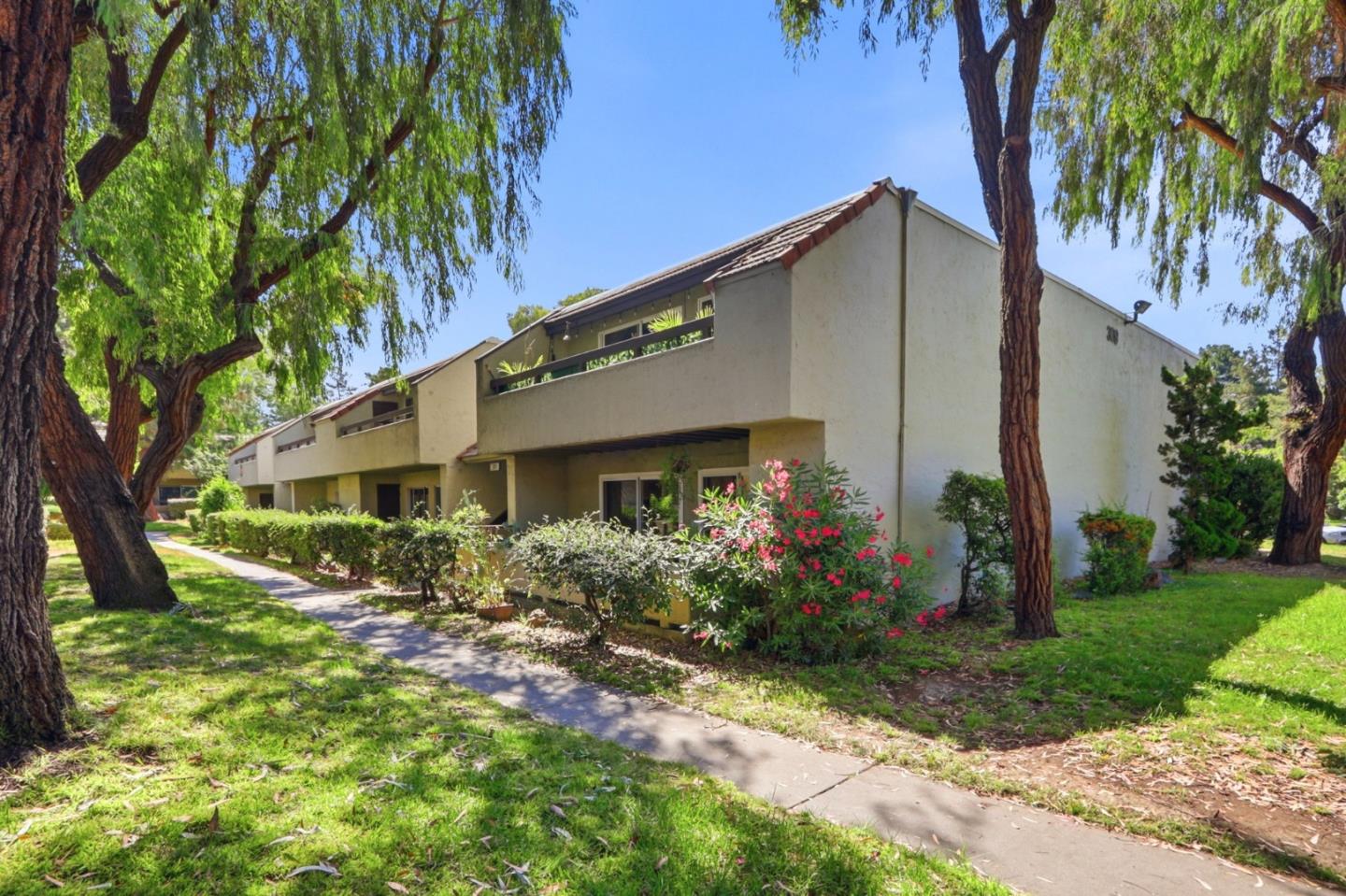 309 Tradewinds DR 15