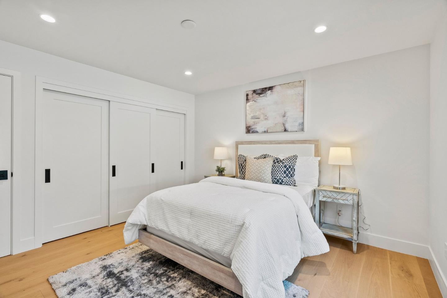 1600 Don CT