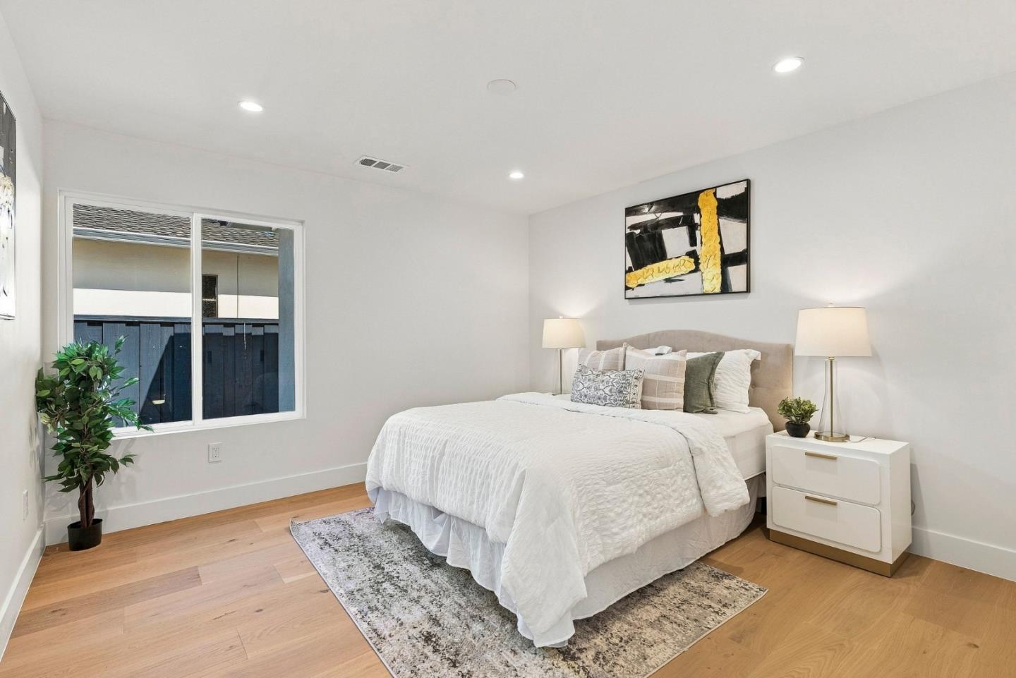 1600 Don CT