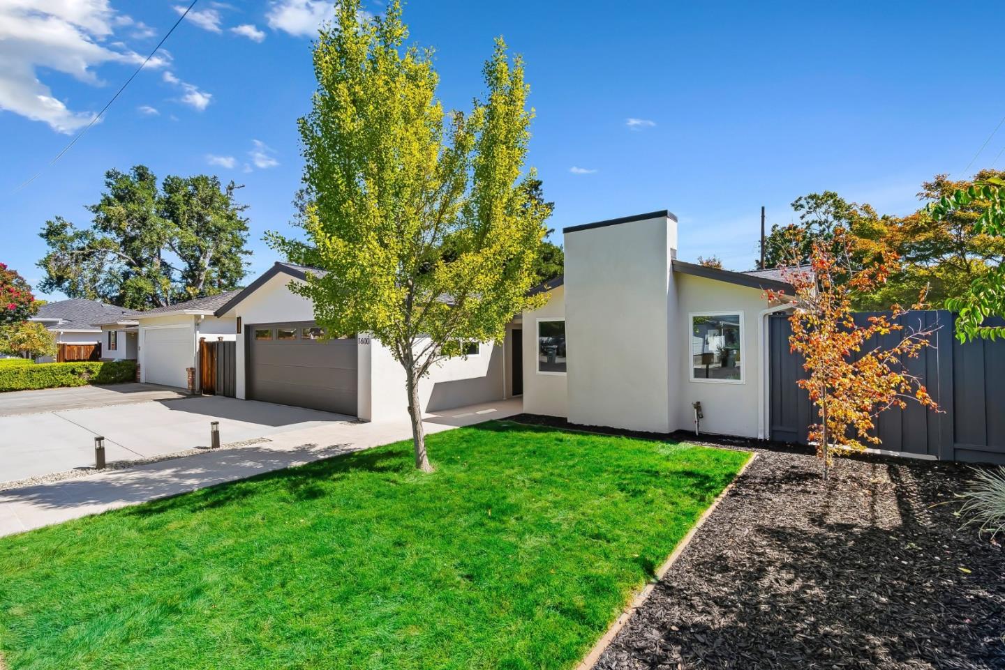 1600 Don CT