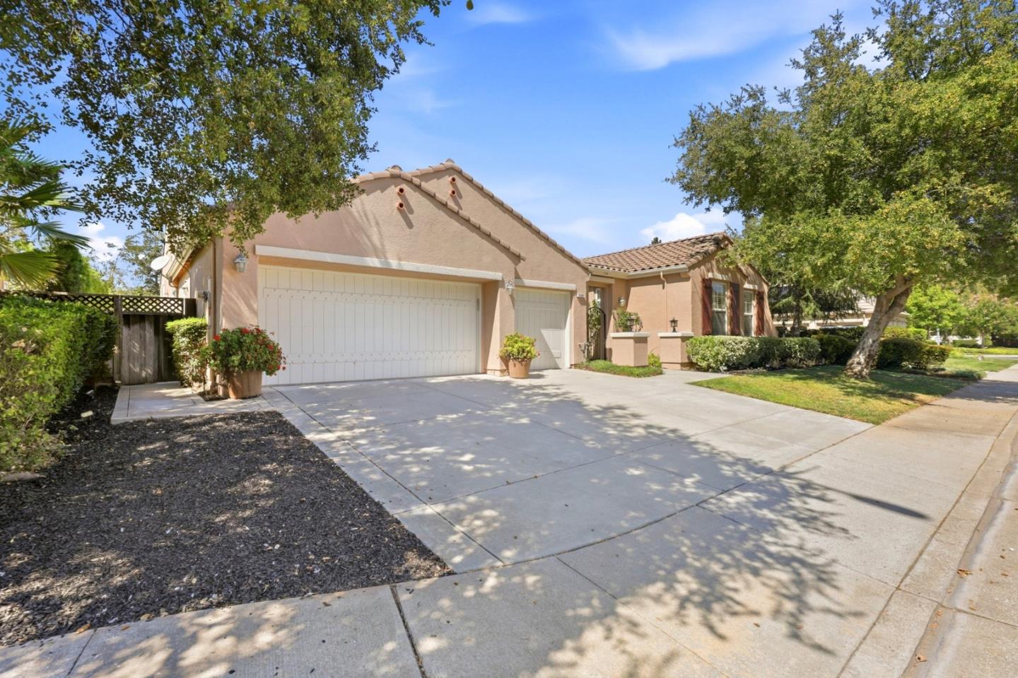 1481 Morning Star DR