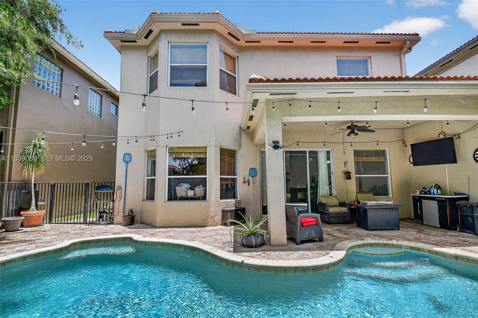 1086 Grove Park Circle