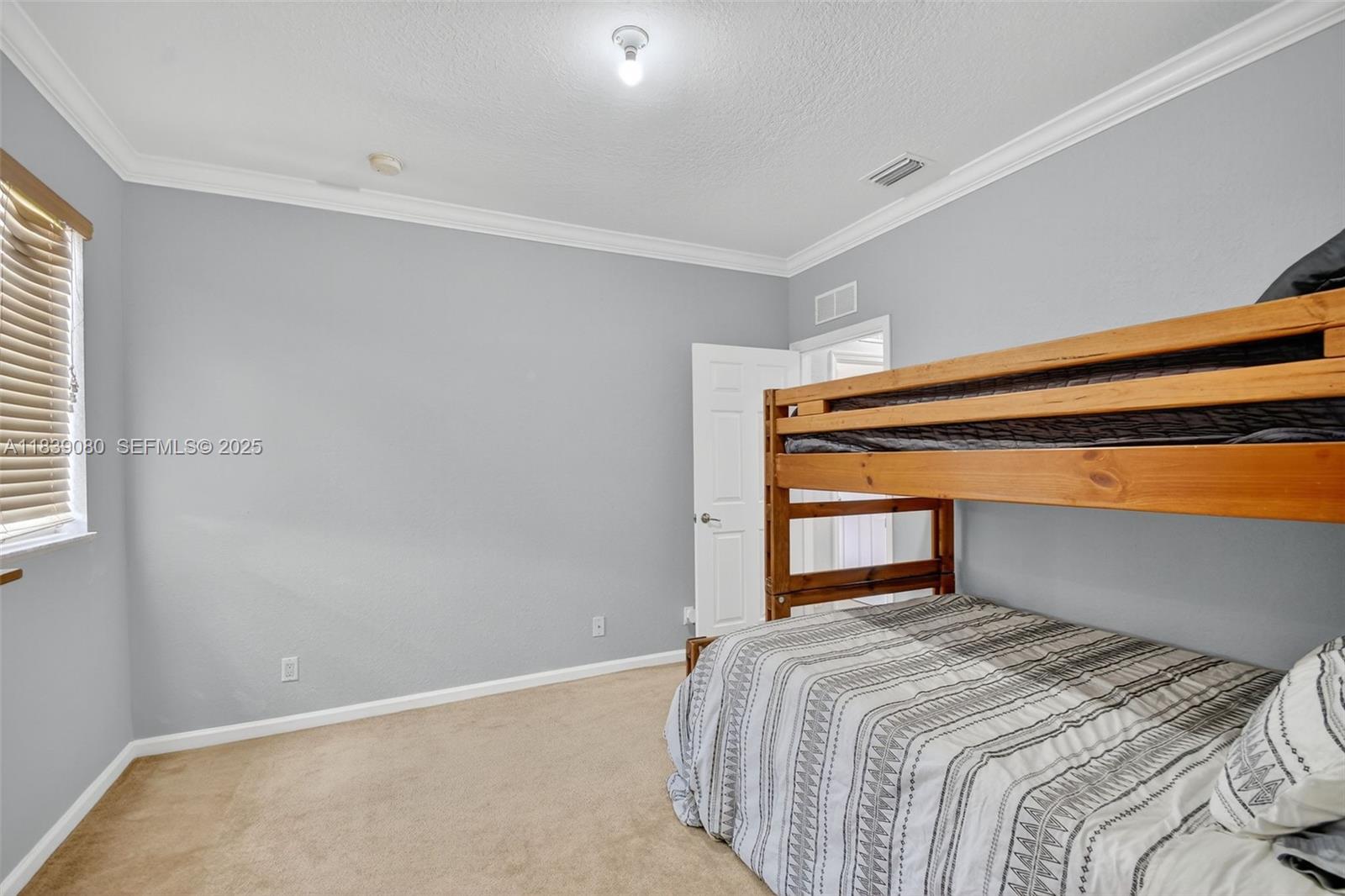 1086 Grove Park Circle