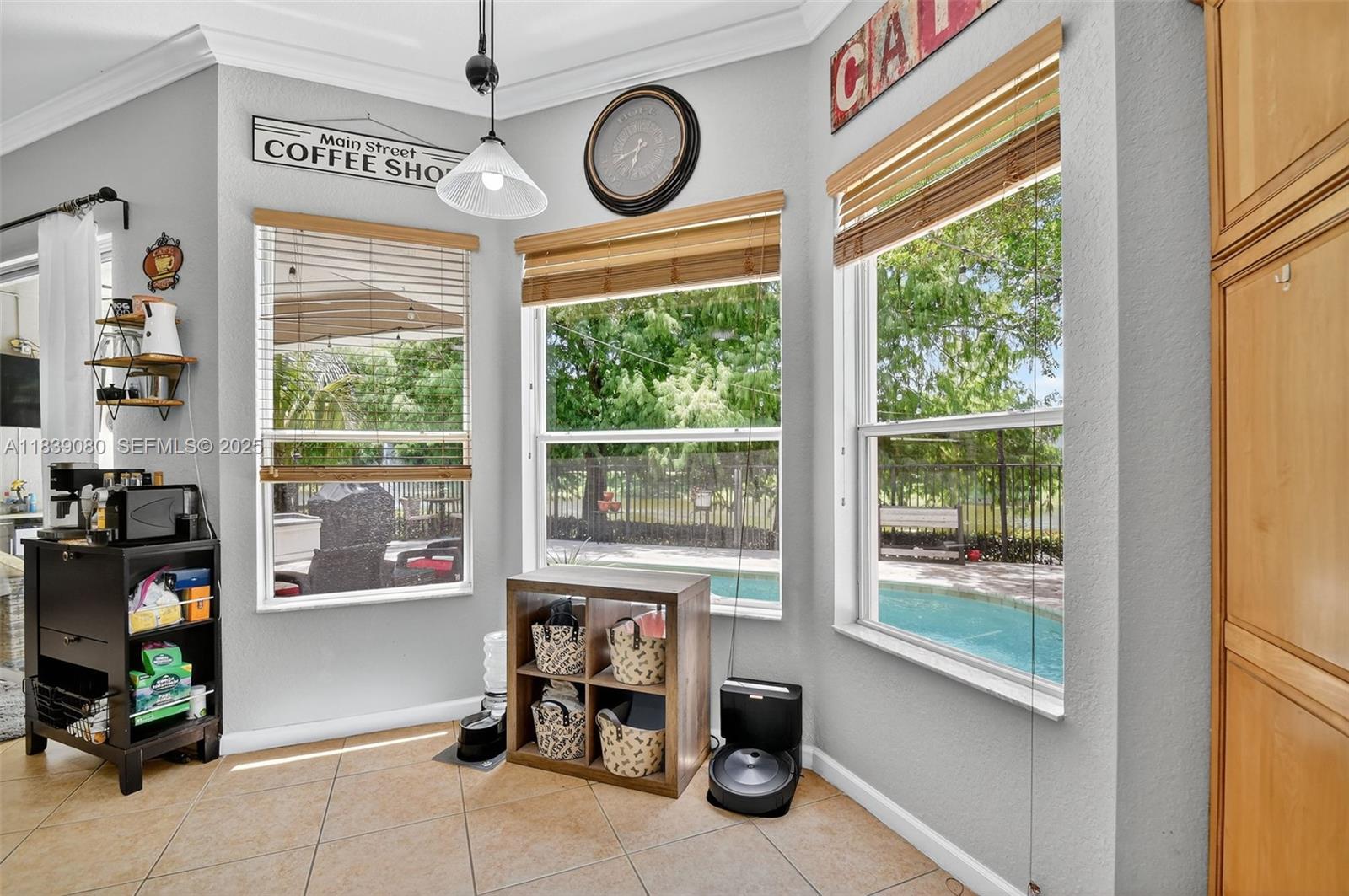 1086 Grove Park Circle