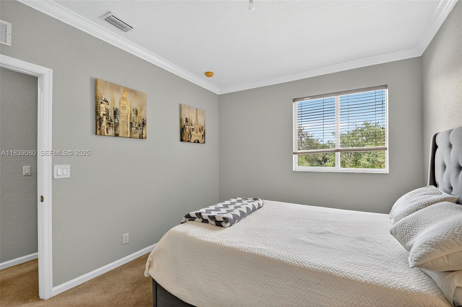 1086 Grove Park Circle