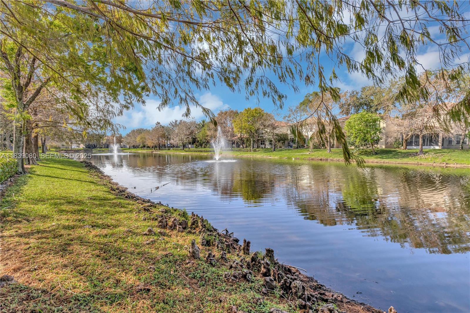 1086 Grove Park Circle