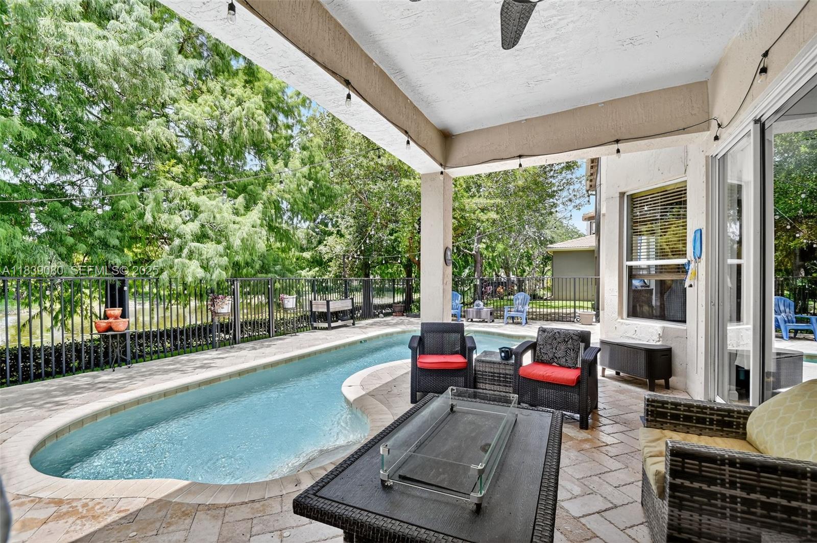 1086 Grove Park Circle