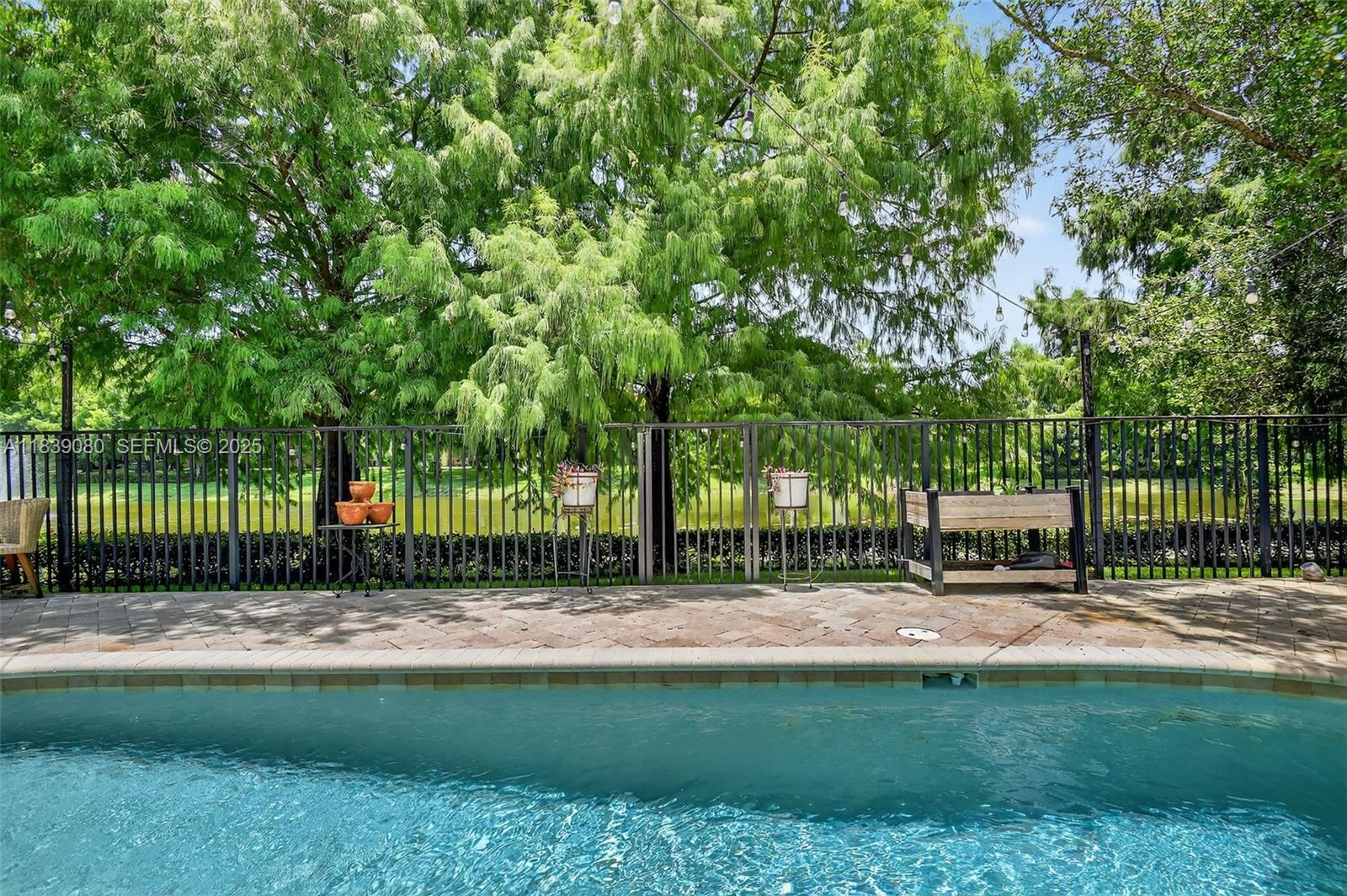 1086 Grove Park Circle