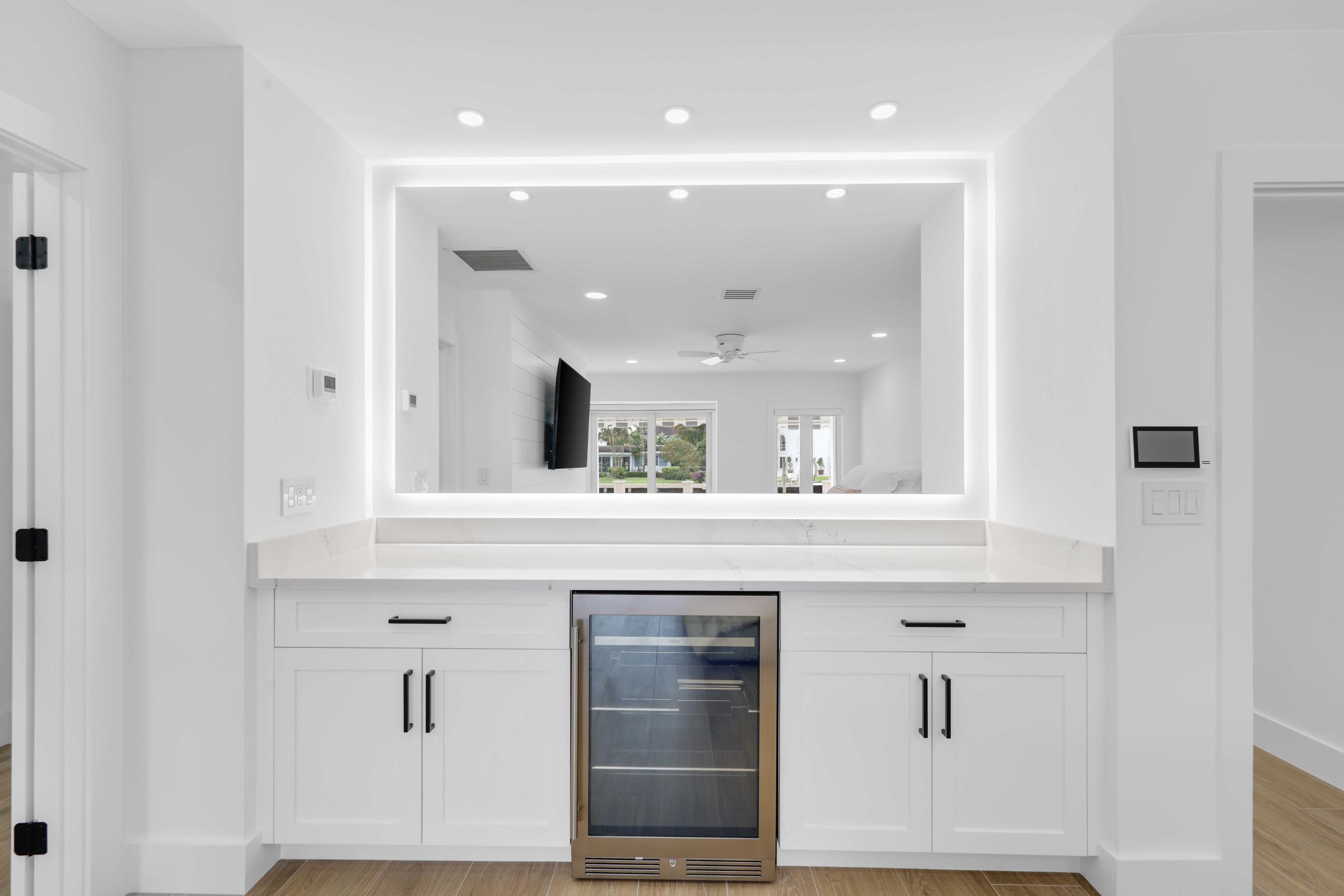 1102 Island Drive