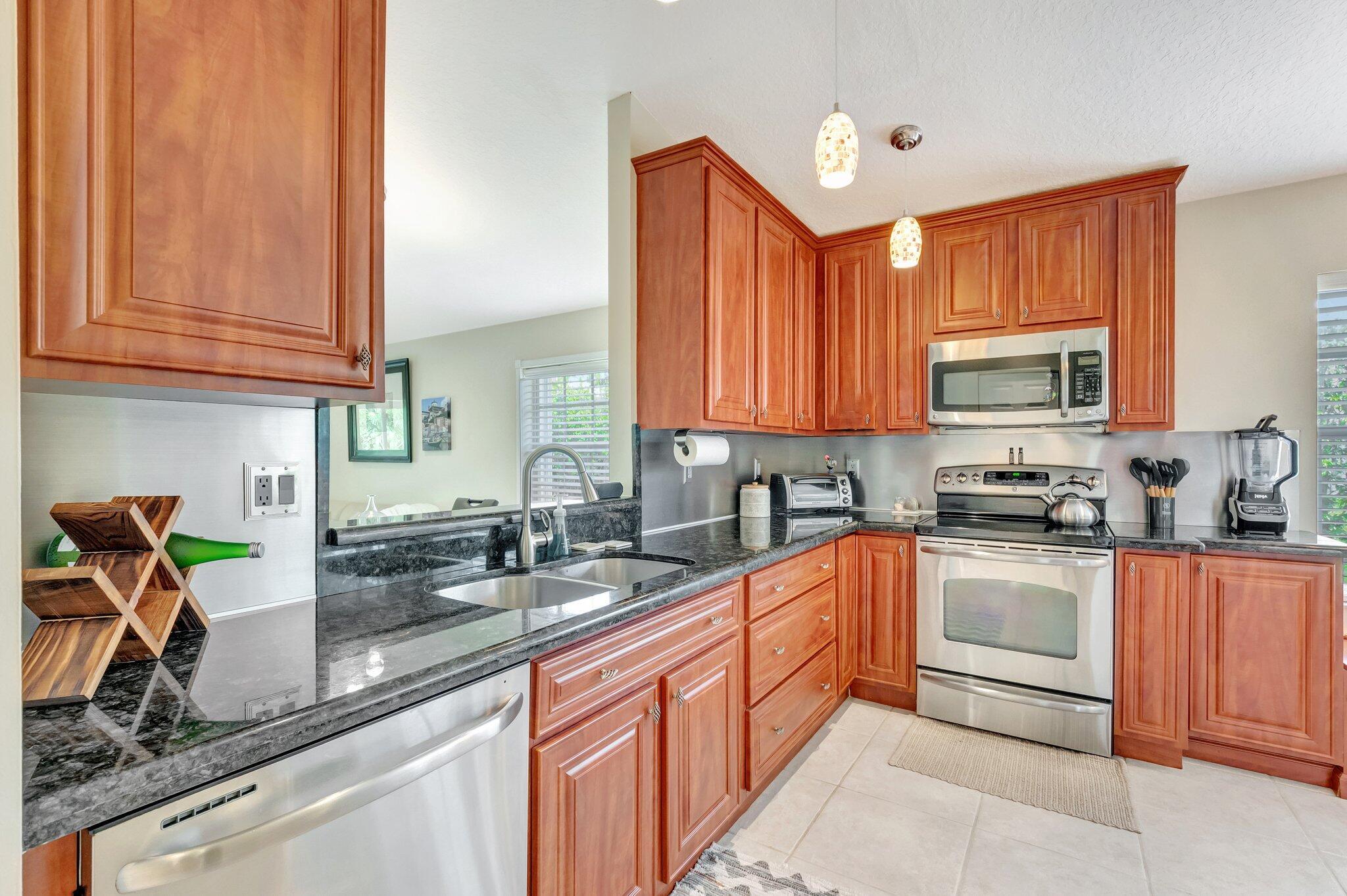 14211 W La Sedona Circle