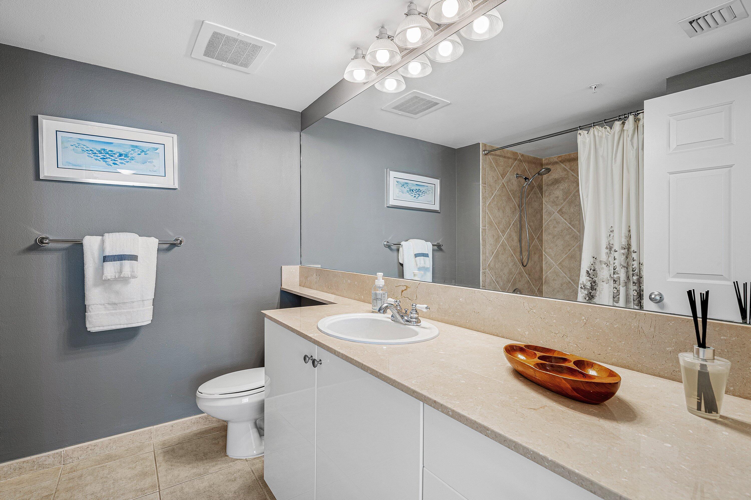 700 E Boynton Beach Boulevard Unit: 803