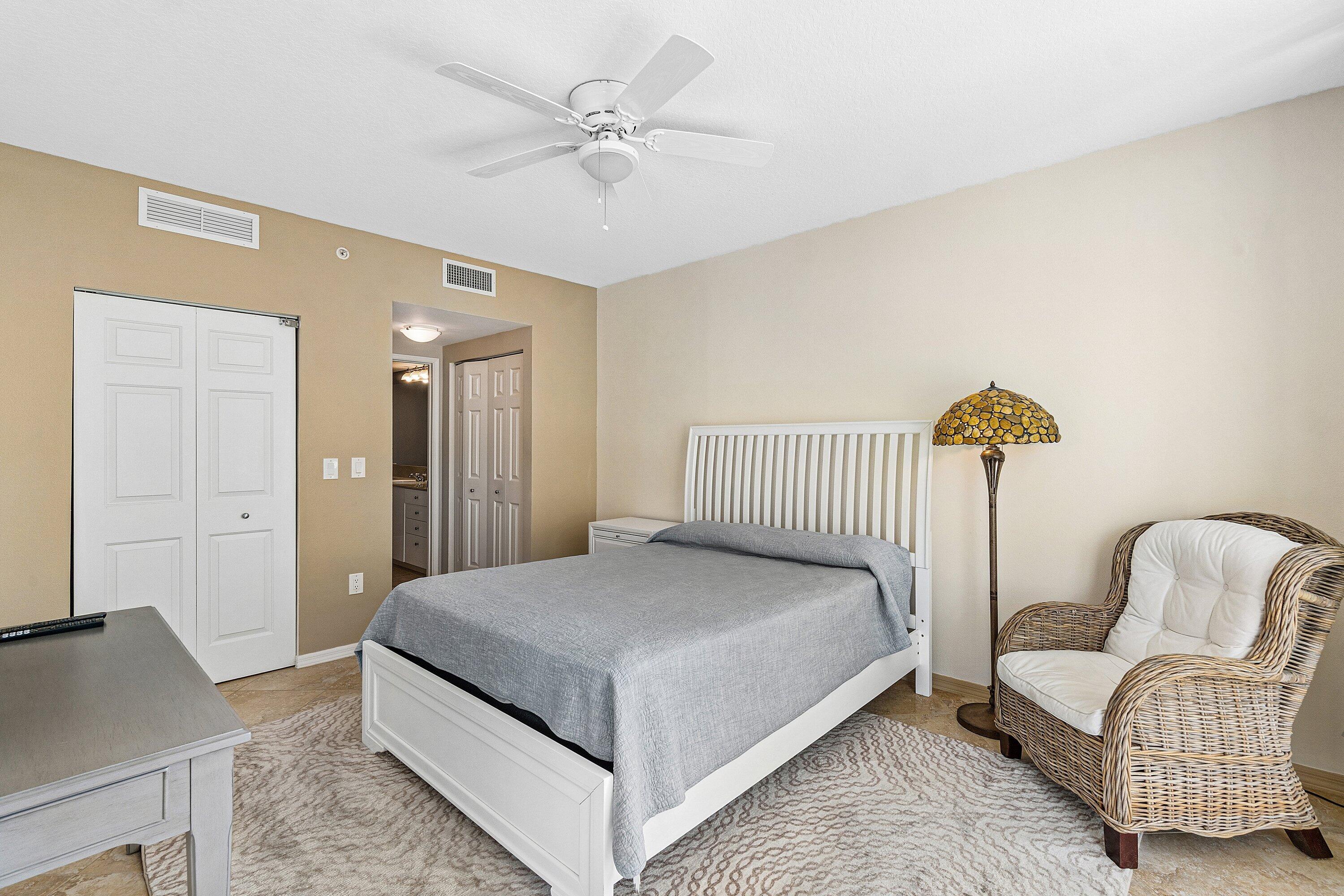 700 E Boynton Beach Boulevard Unit: 803