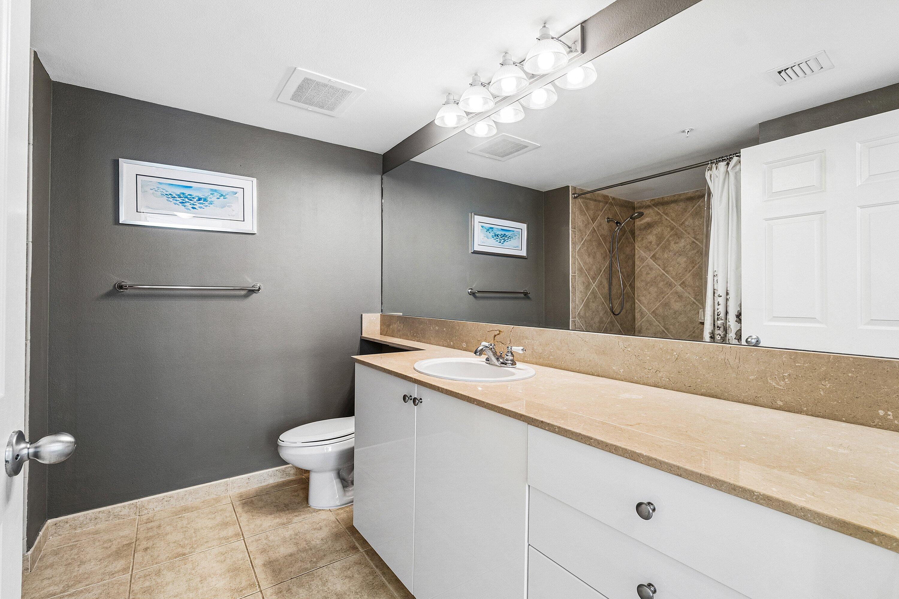 700 E Boynton Beach Boulevard Unit: 803