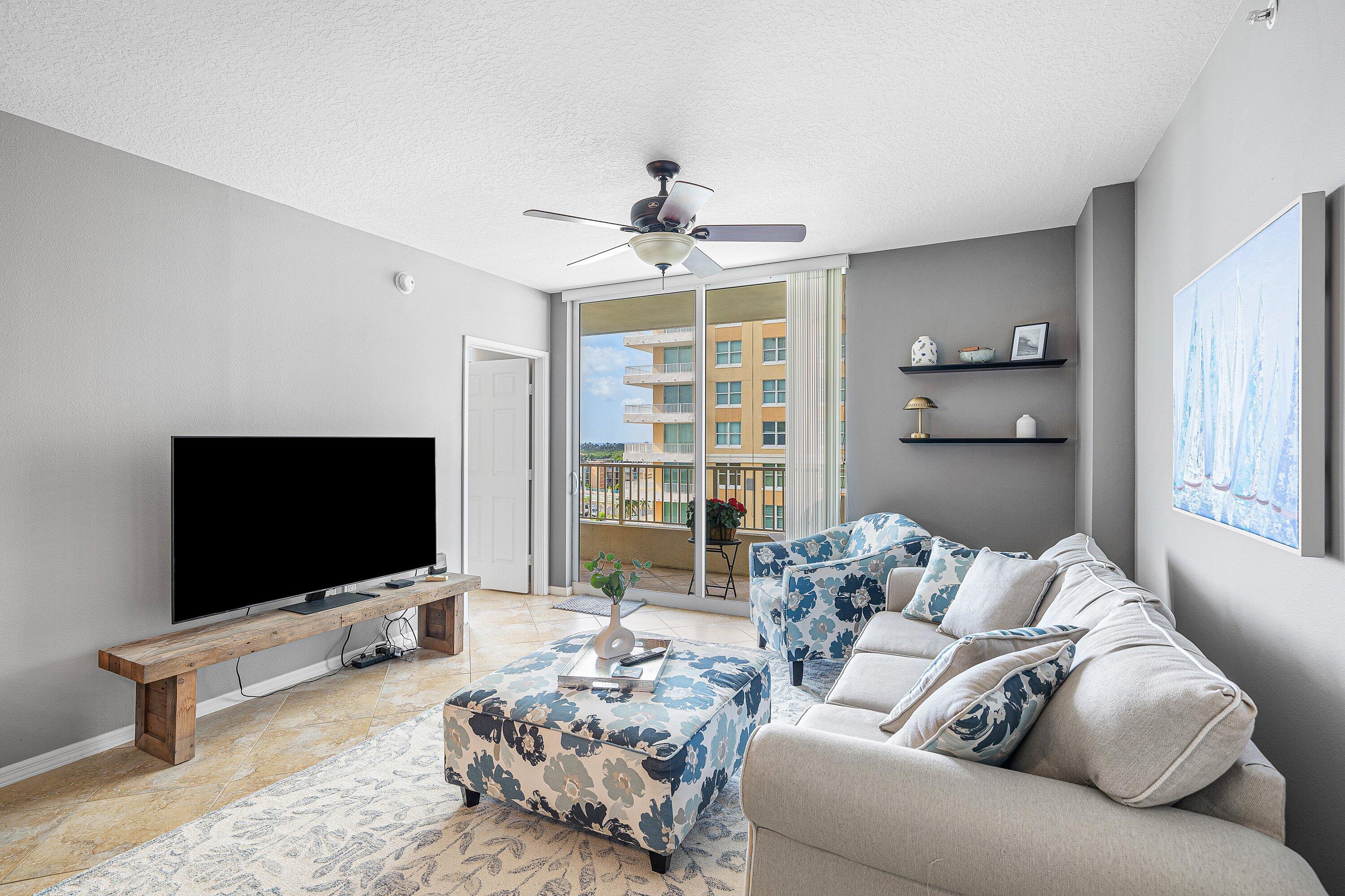 700 E Boynton Beach Boulevard Unit: 803