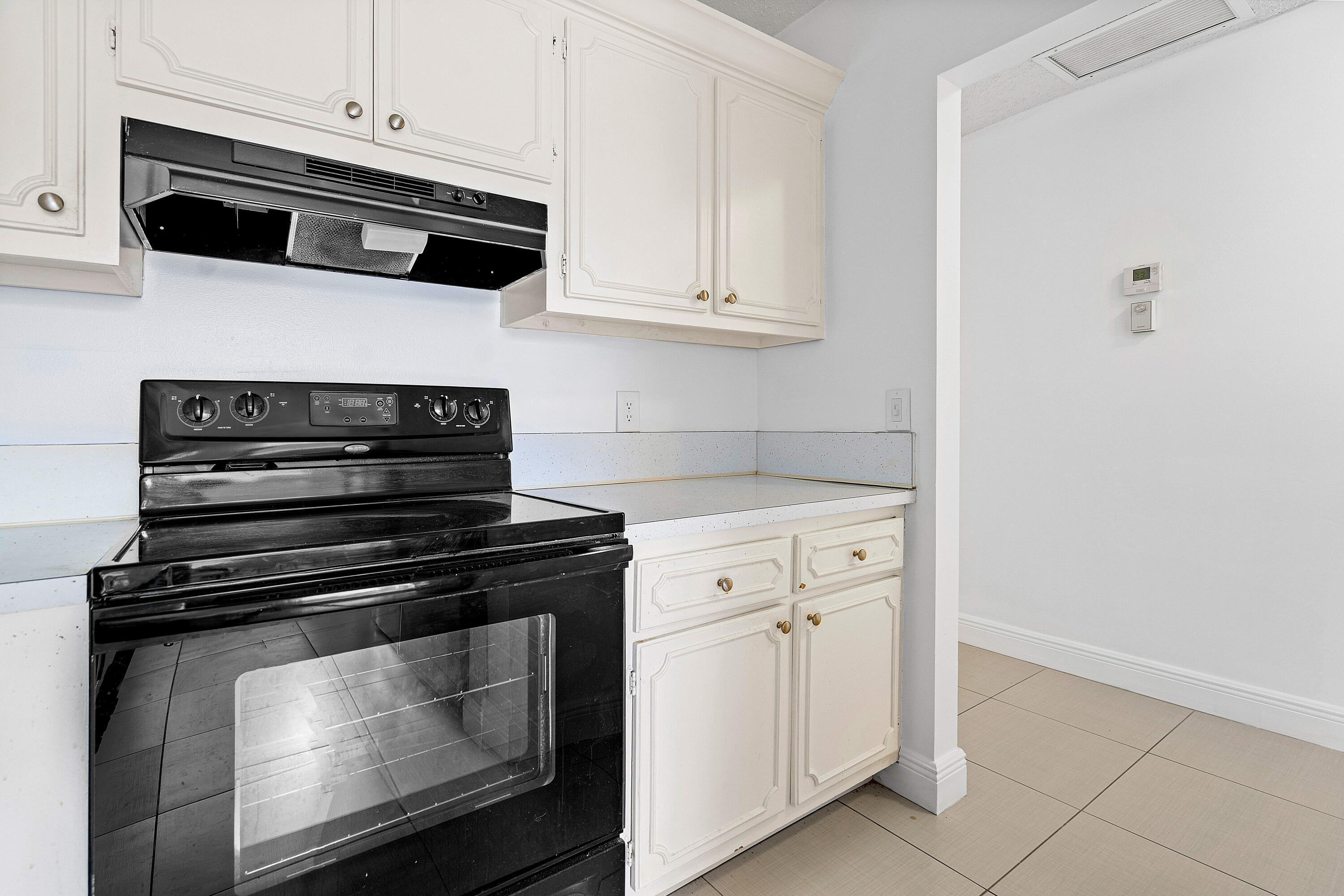 1021 Flame Vine Avenue 104