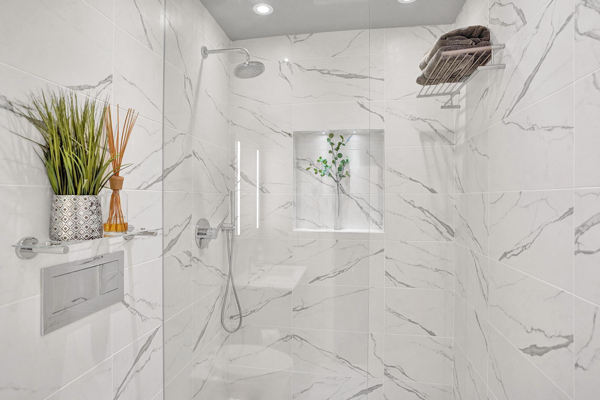 246 N Swinton Avenue