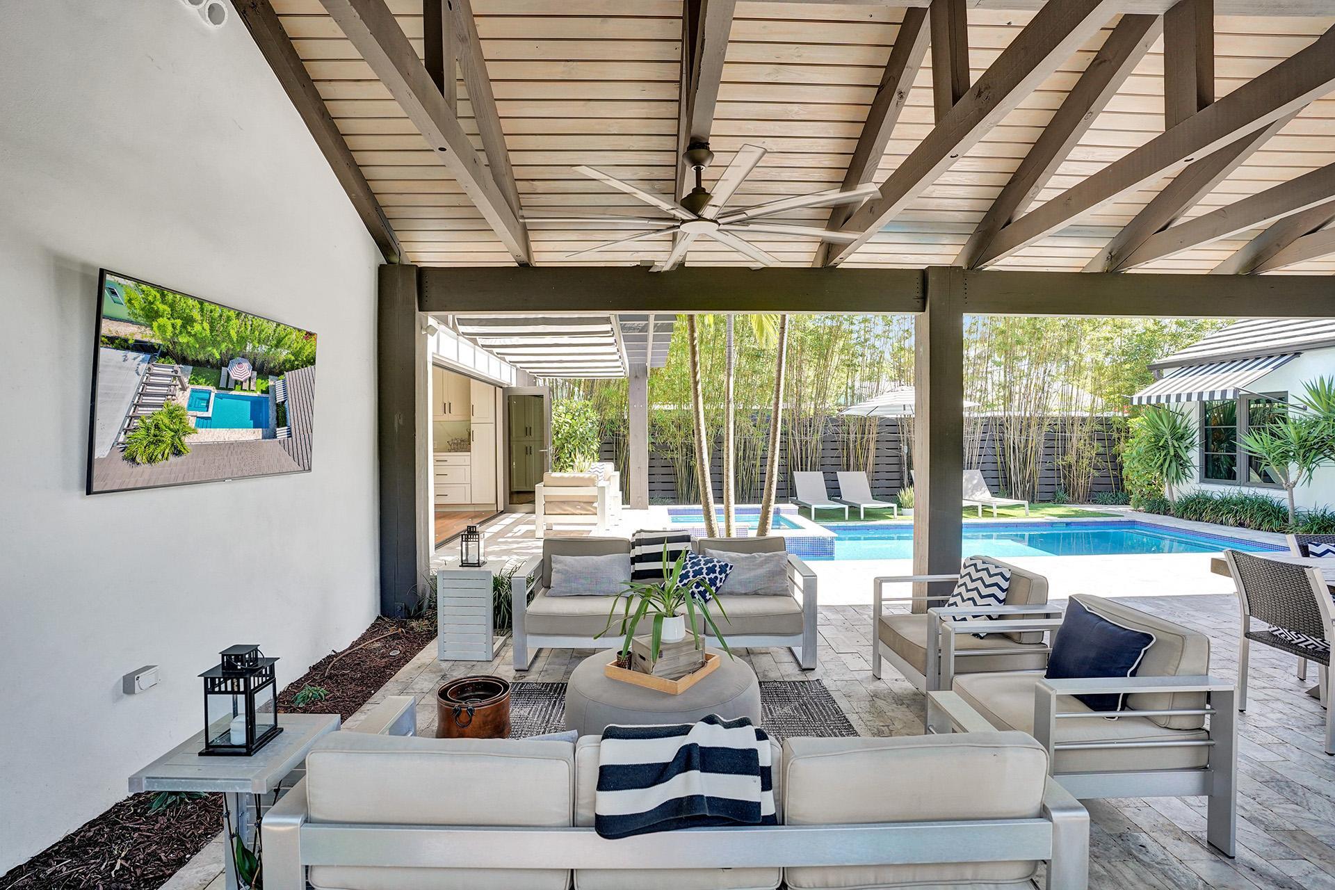 246 N Swinton Avenue