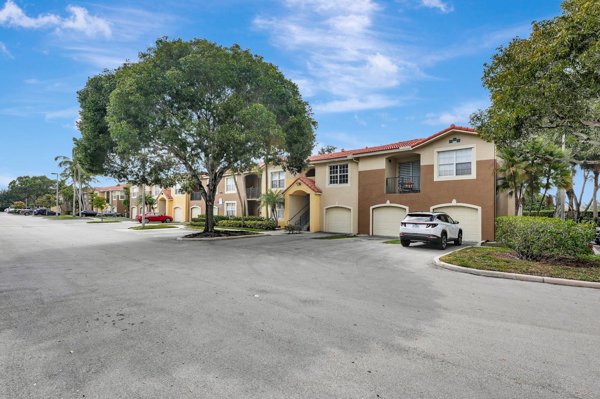 15085 Michelangelo Boulevard 208