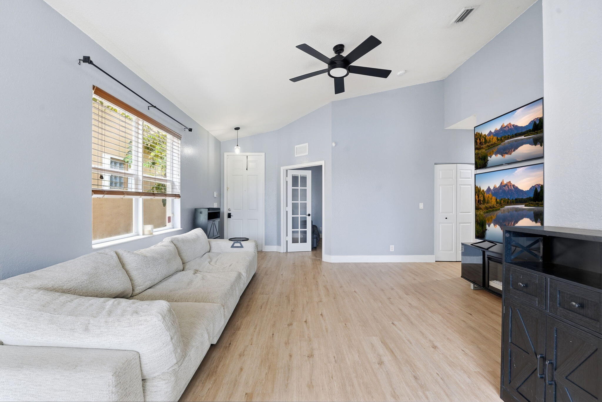 7958 Clementine Drive