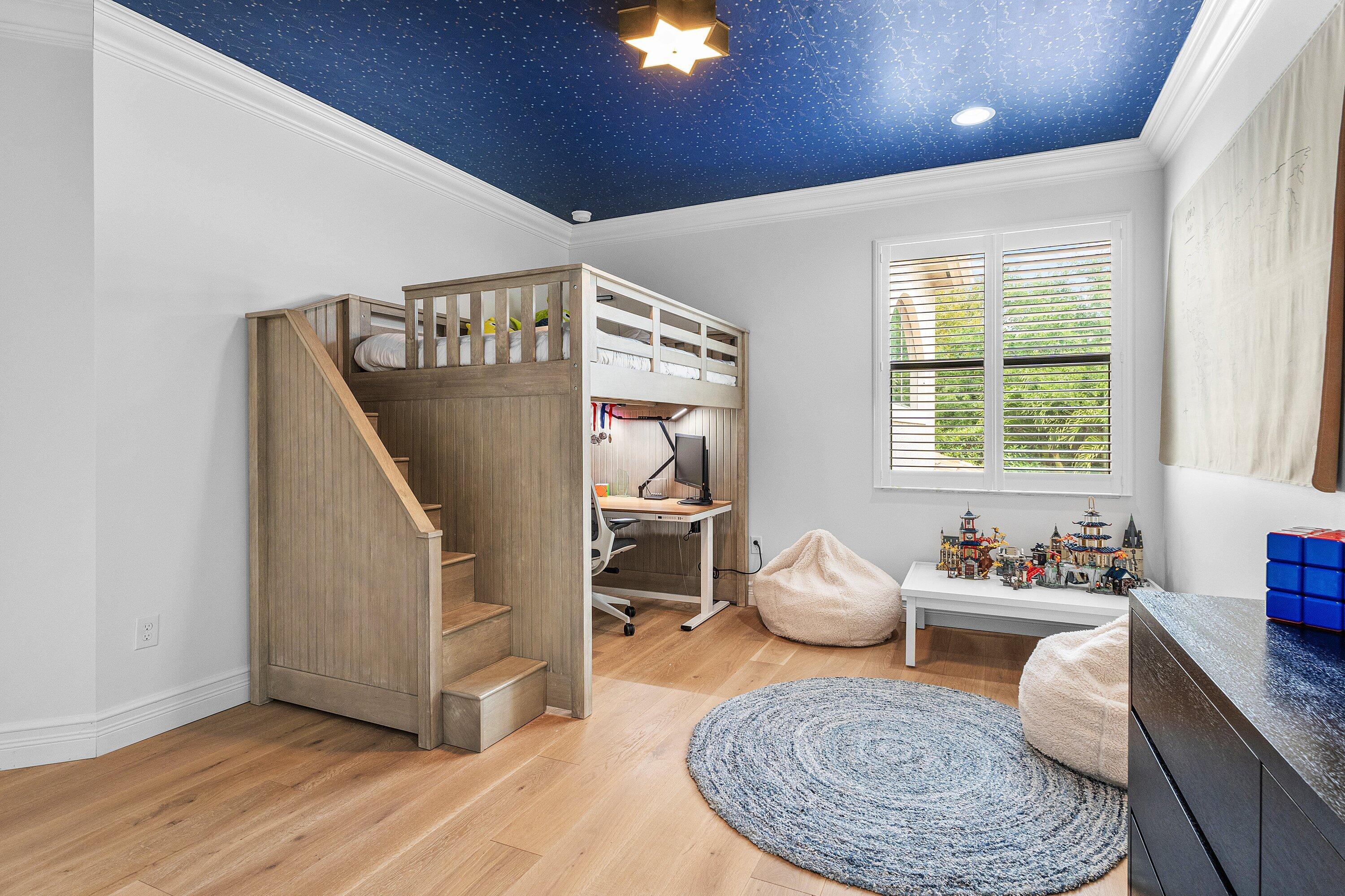 8748 Lewis River Road
