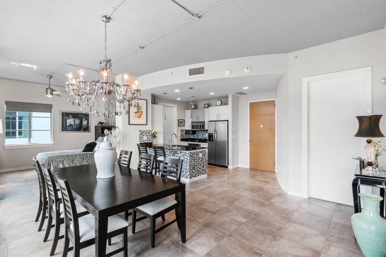 335 SE 6th Avenue 304