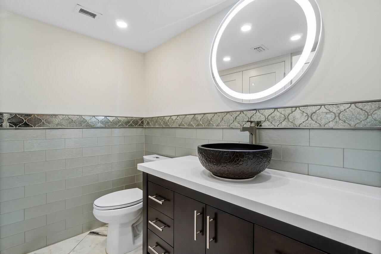 3115 S Ocean Boulevard 1001