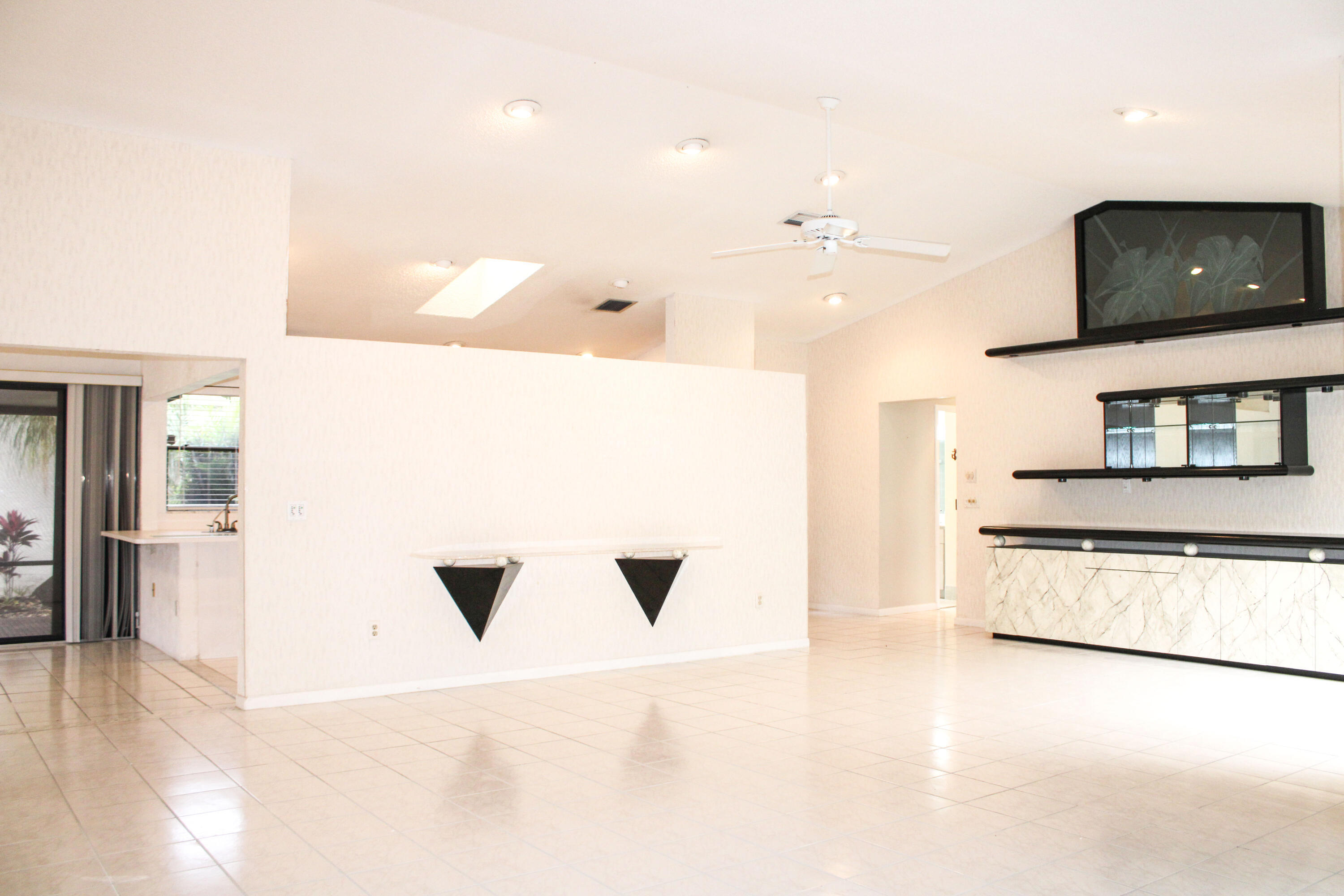 2583 NW 13th Street