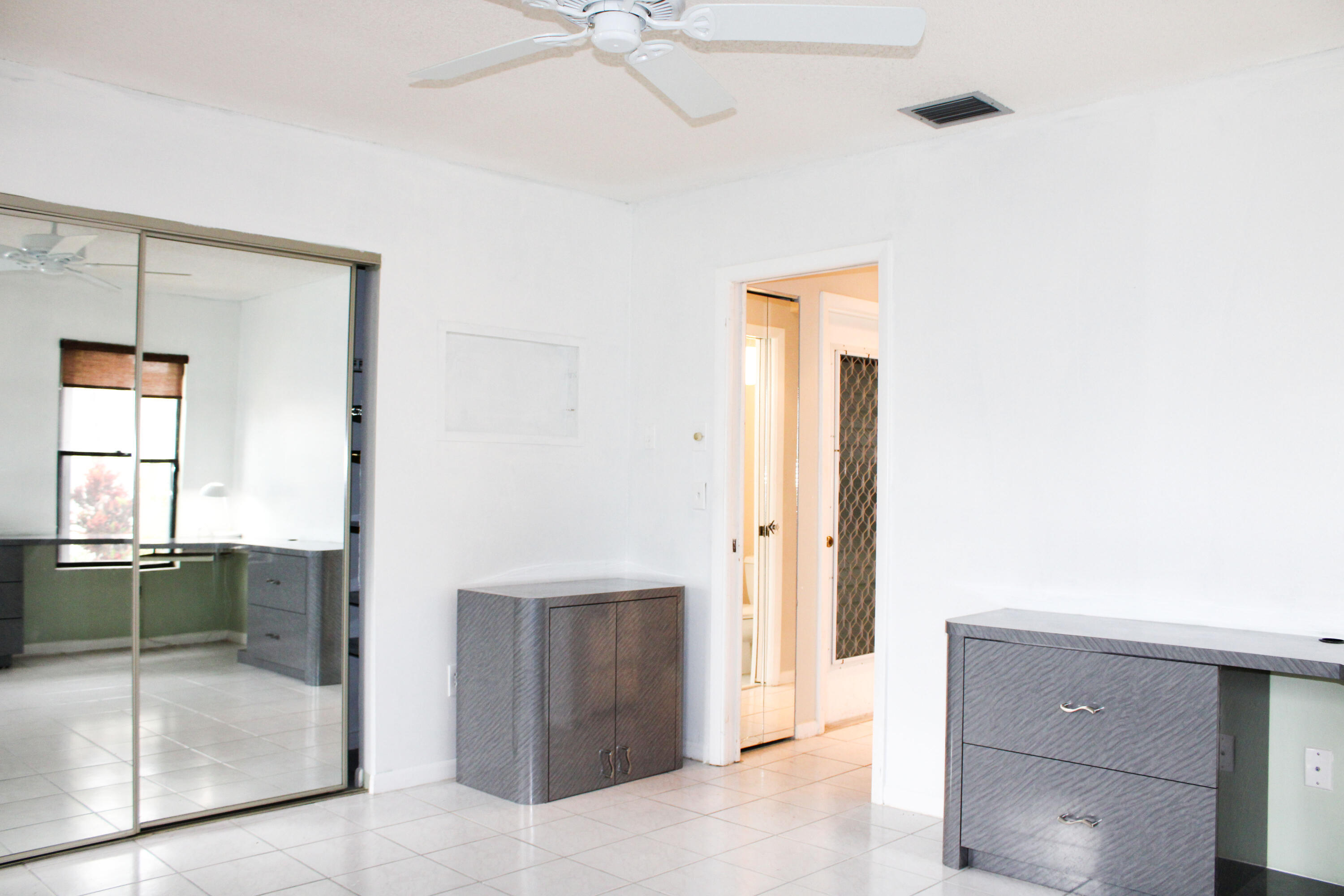 2583 NW 13th Street