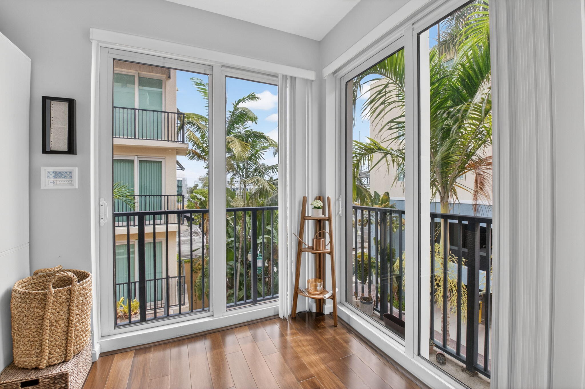 225 NE 1st Street 301