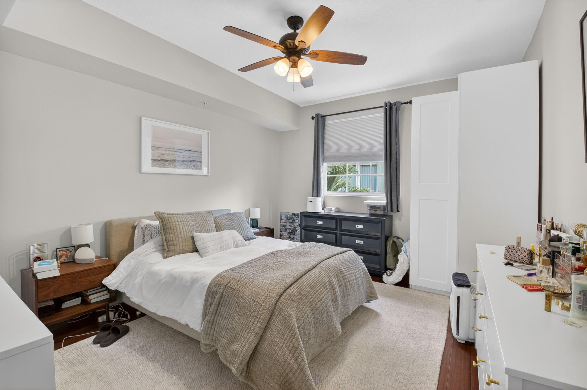 225 NE 1st Street 301