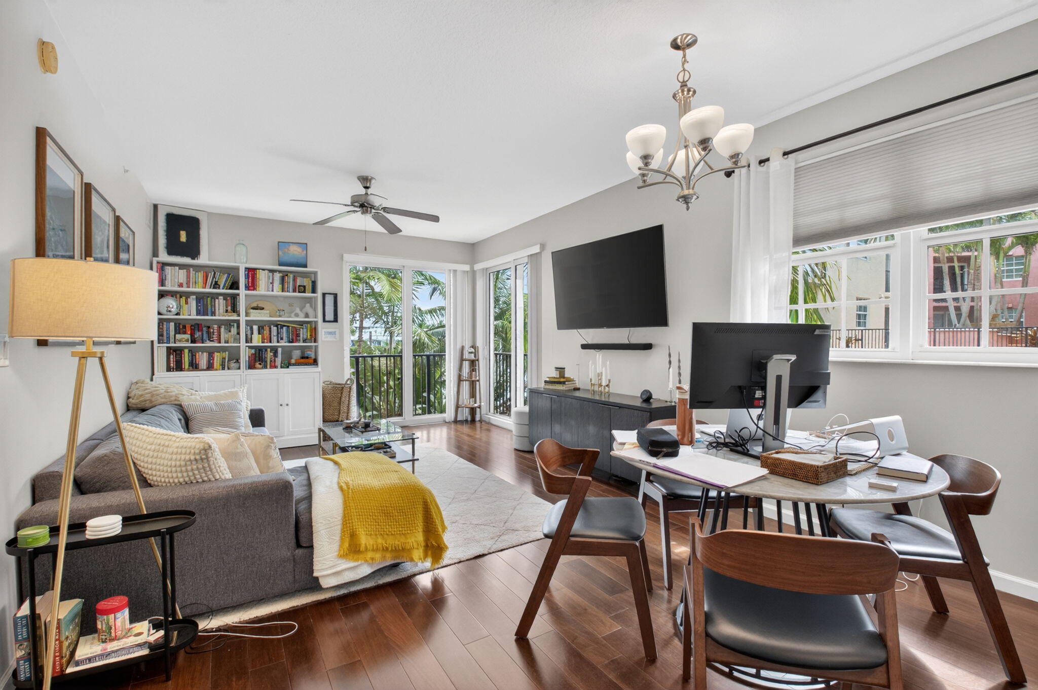 225 NE 1st Street 301