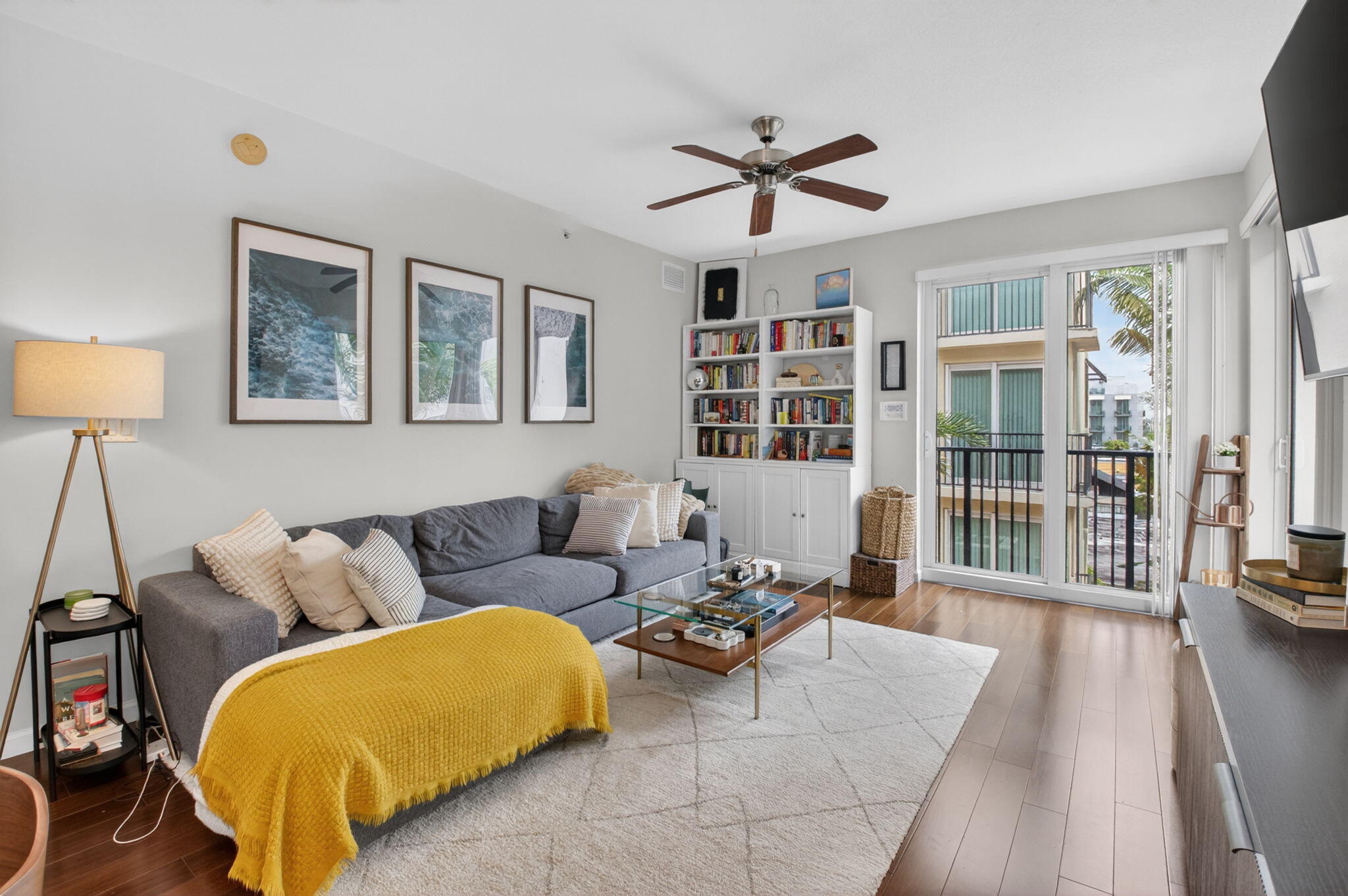 225 NE 1st Street 301