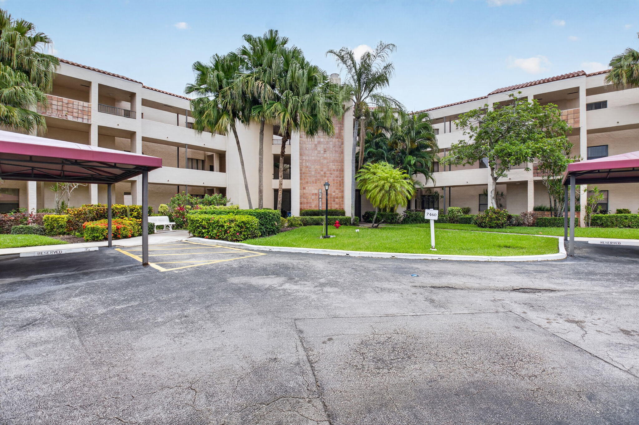 7460 La Paz Boulevard 306