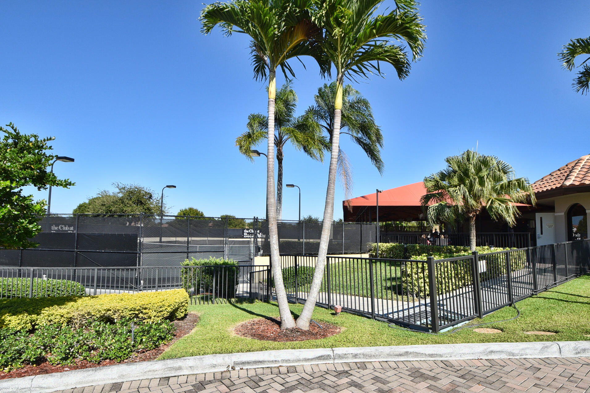 7460 La Paz Boulevard 306