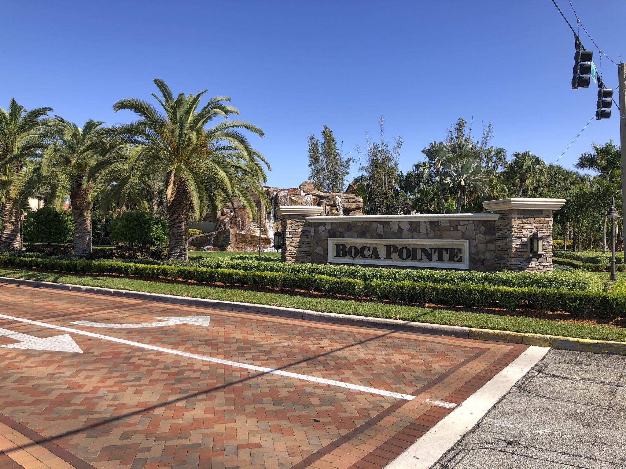 7460 La Paz Boulevard 306