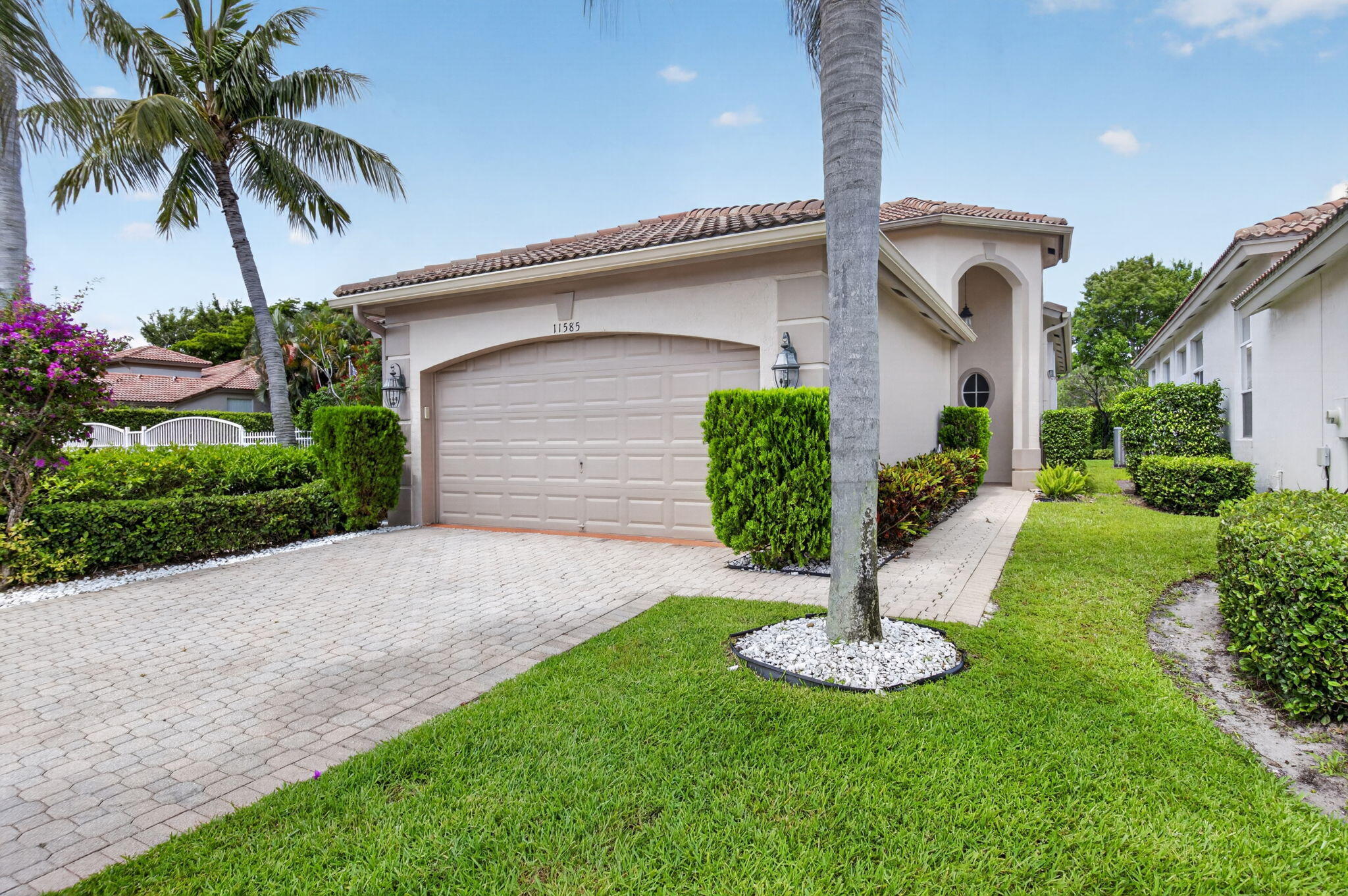 11585 Green Golf Lane