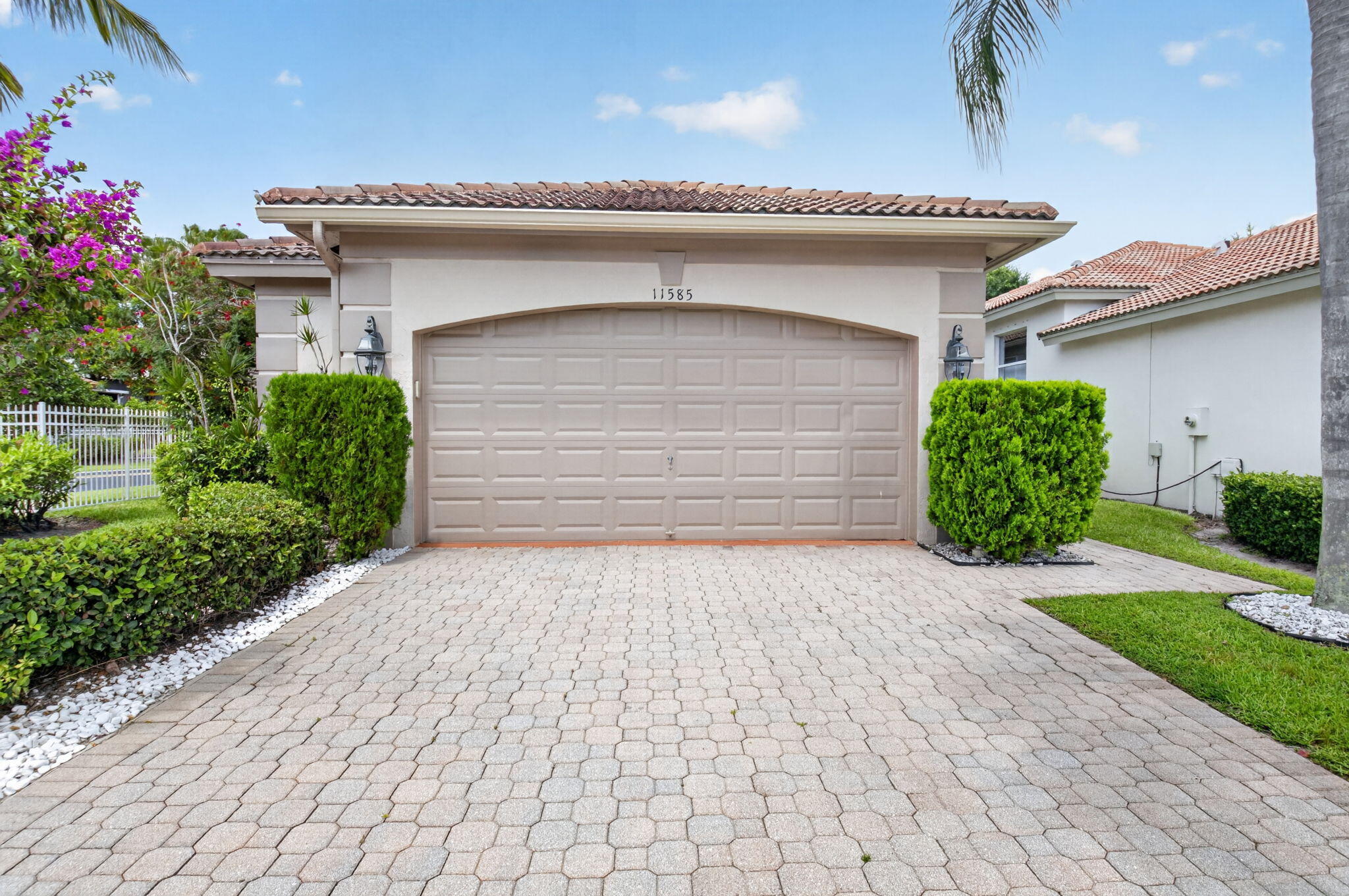 11585 Green Golf Lane