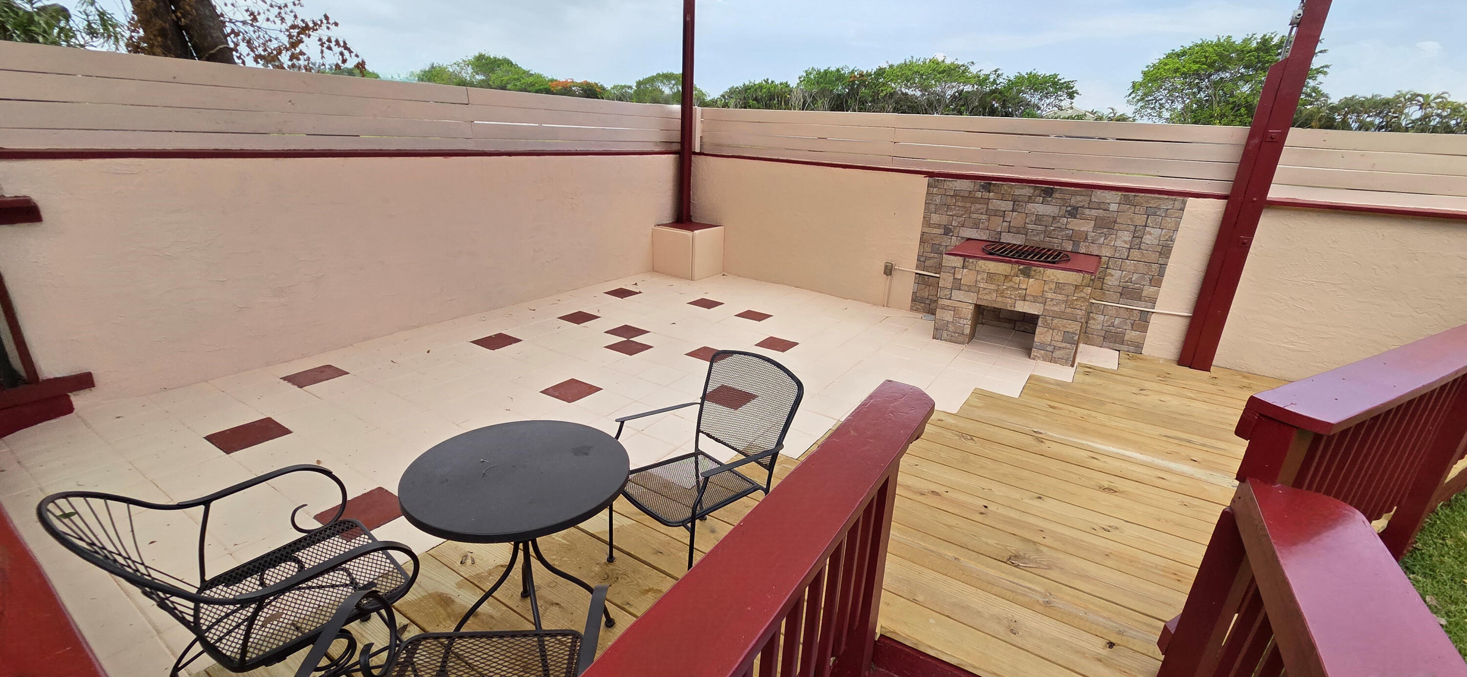 193 NW 48th Avenue