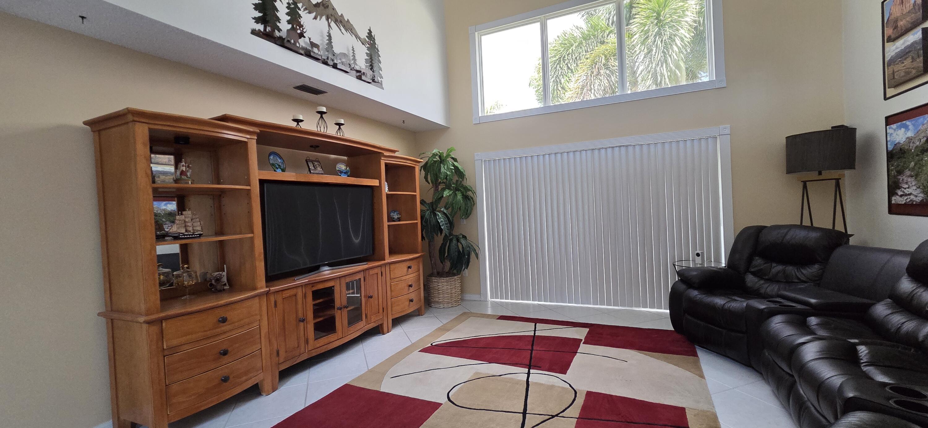 193 NW 48th Avenue