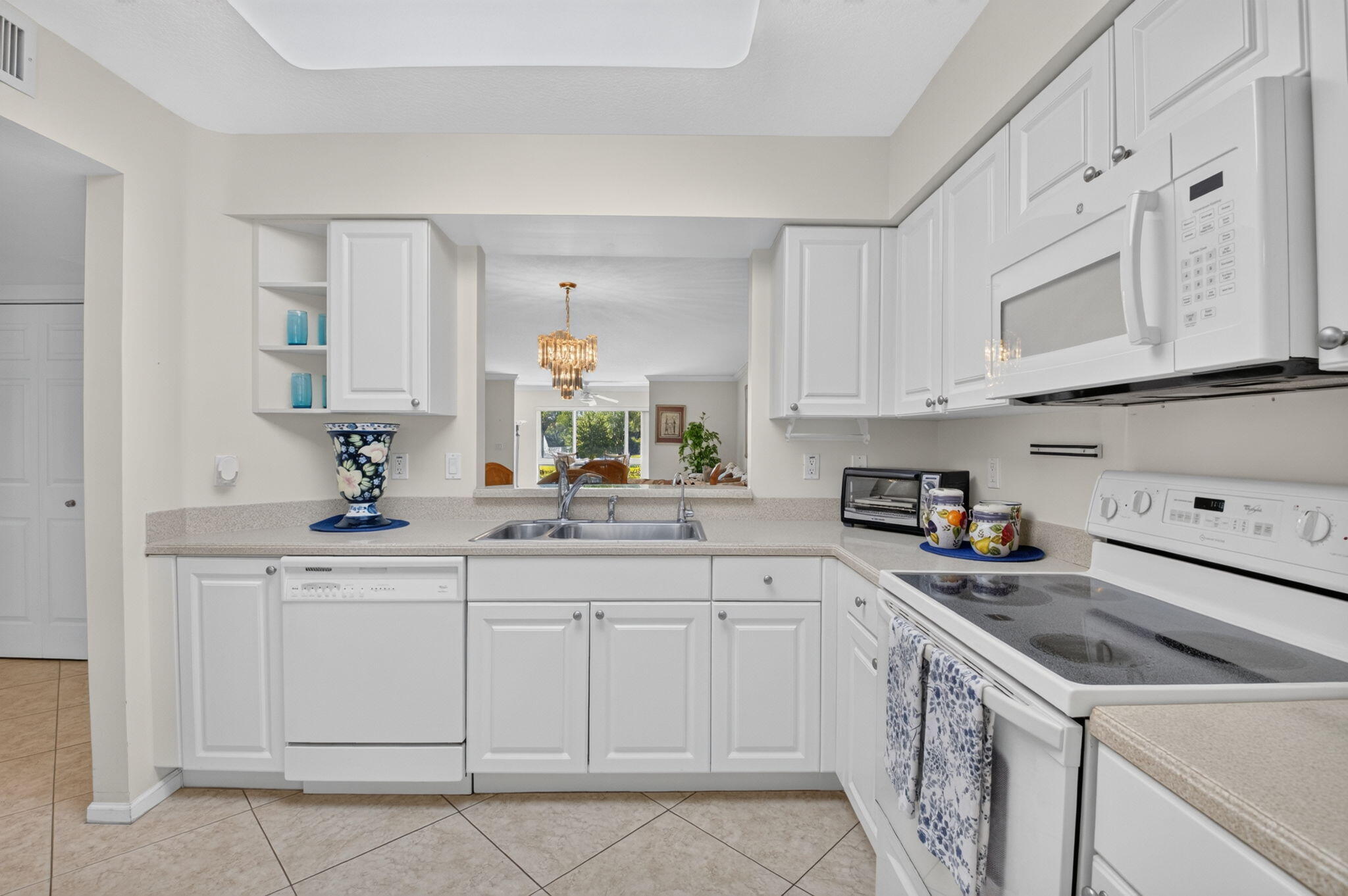 5778 Crystal Shores Drive 202