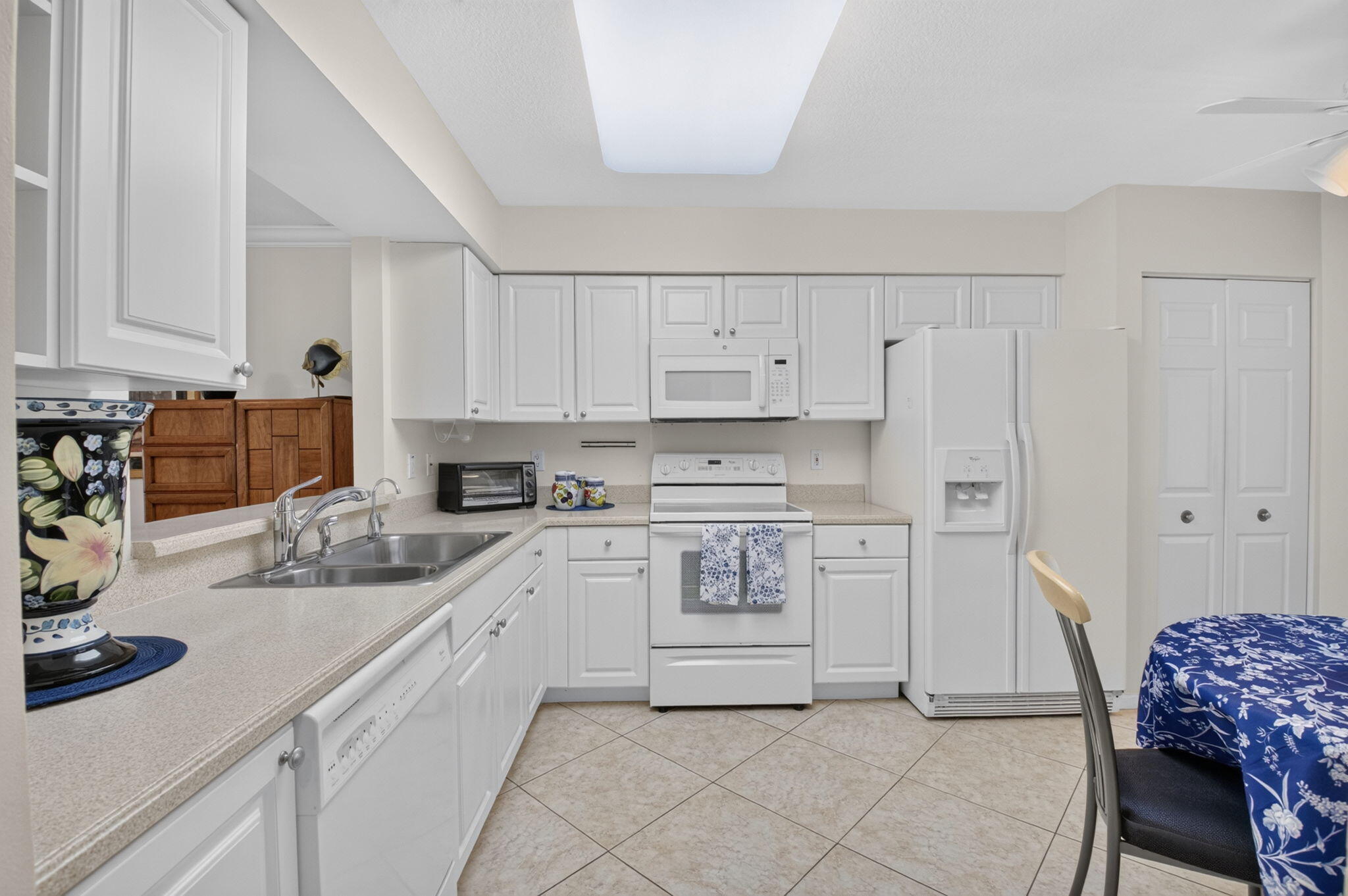 5778 Crystal Shores Drive 202