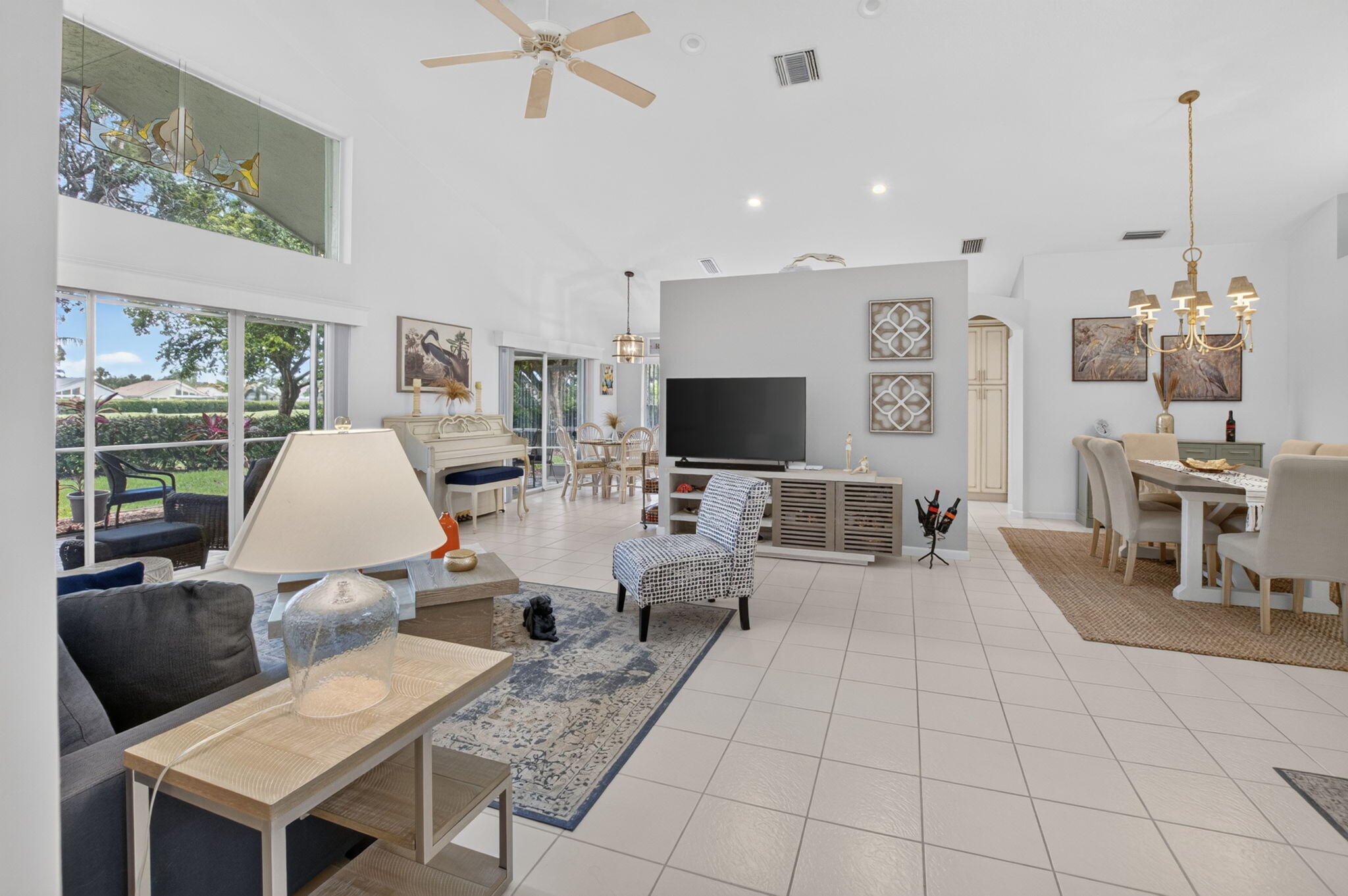 6101 Hook Lane