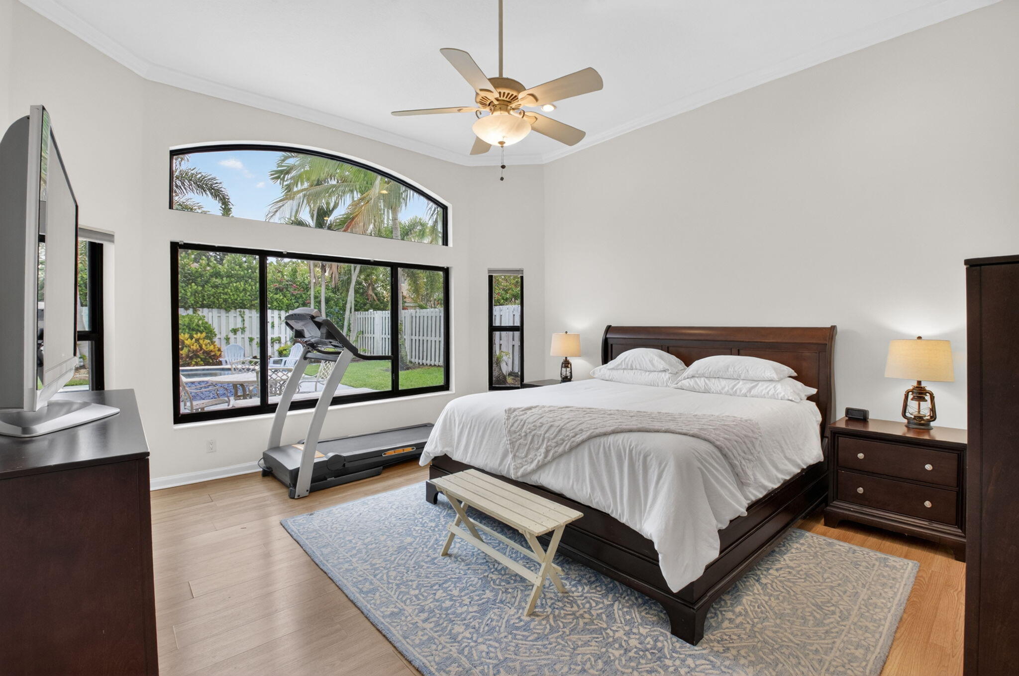 6133 Indian Forest Circle