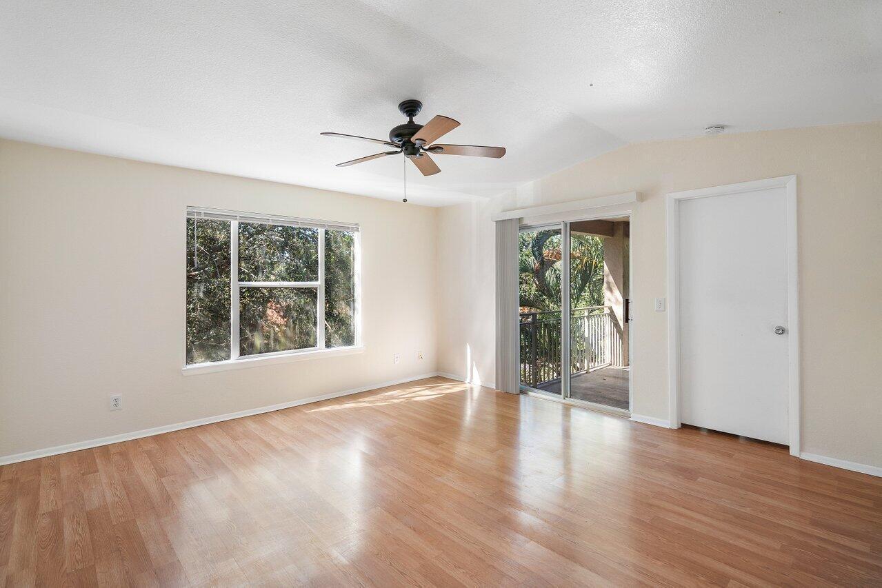 1825 PALM COVE Boulevard 7-306