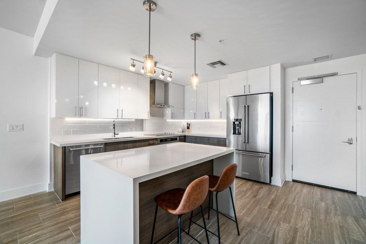 236 SE 5th Avenue 303