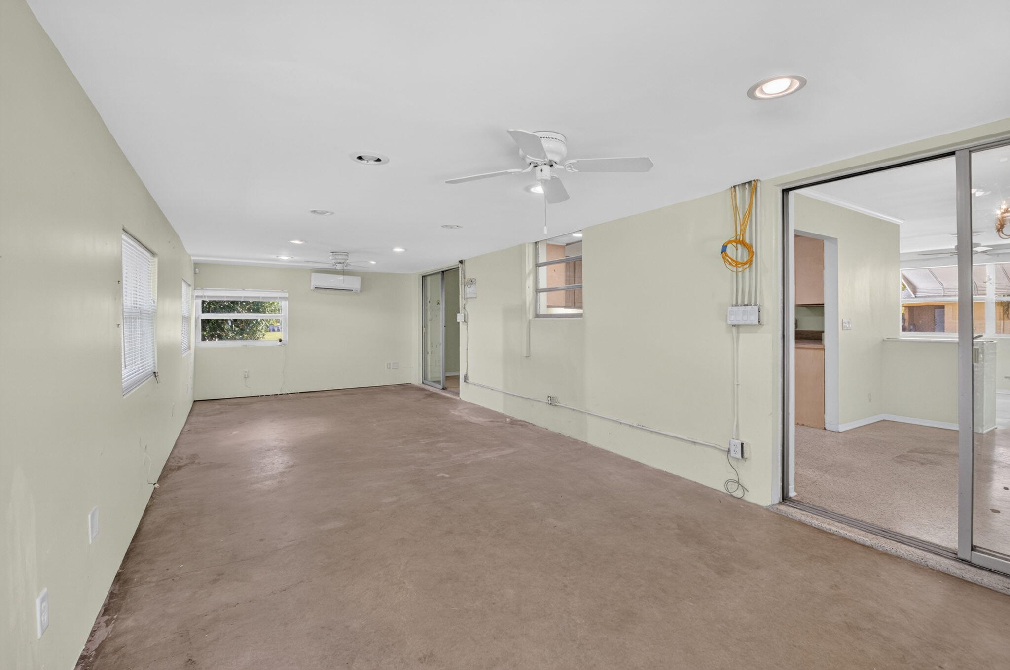 1205 SW 1ST Street
