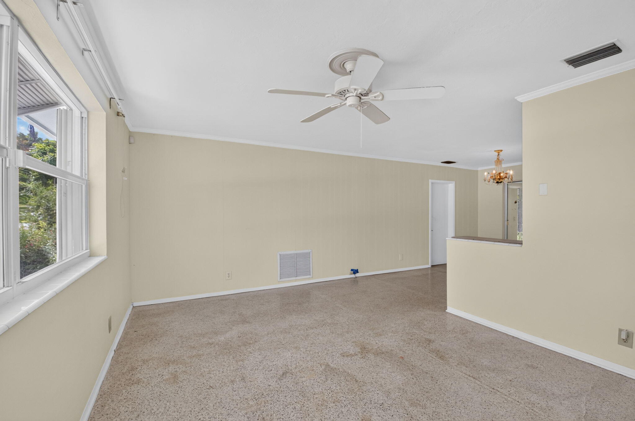 1205 SW 1ST Street